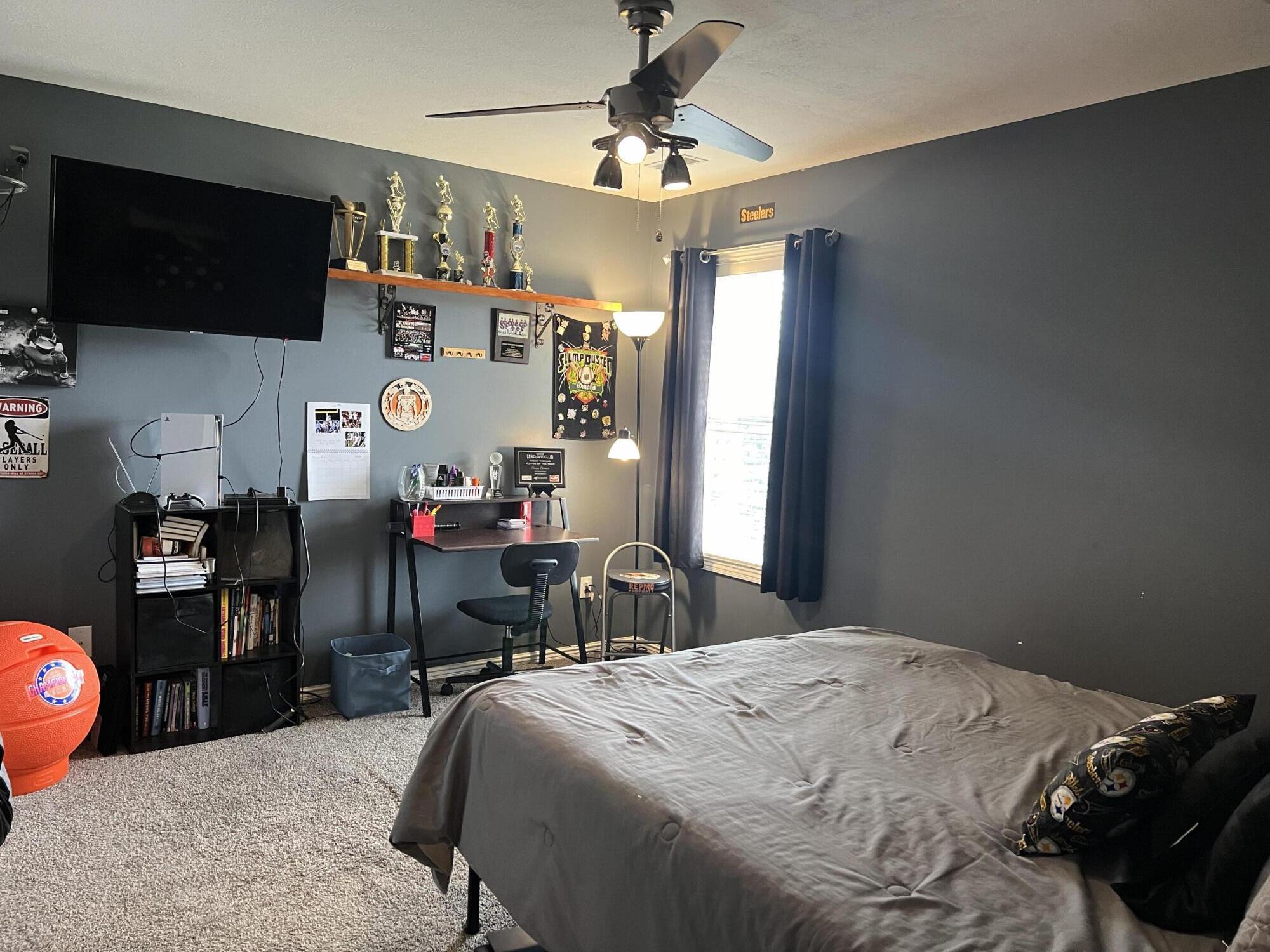 435 East Hadley Street Property Photo 37