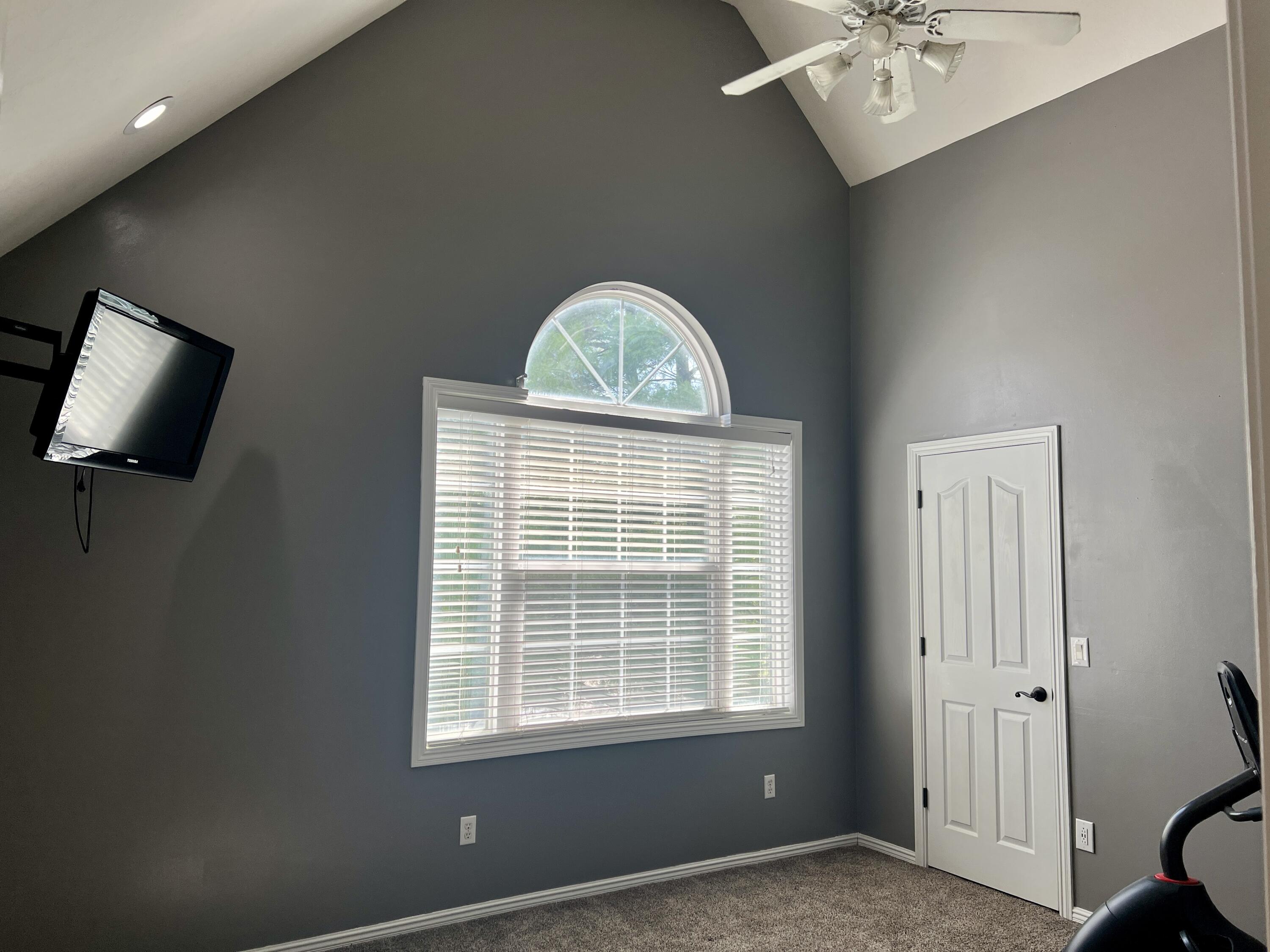 435 East Hadley Street Property Photo 43