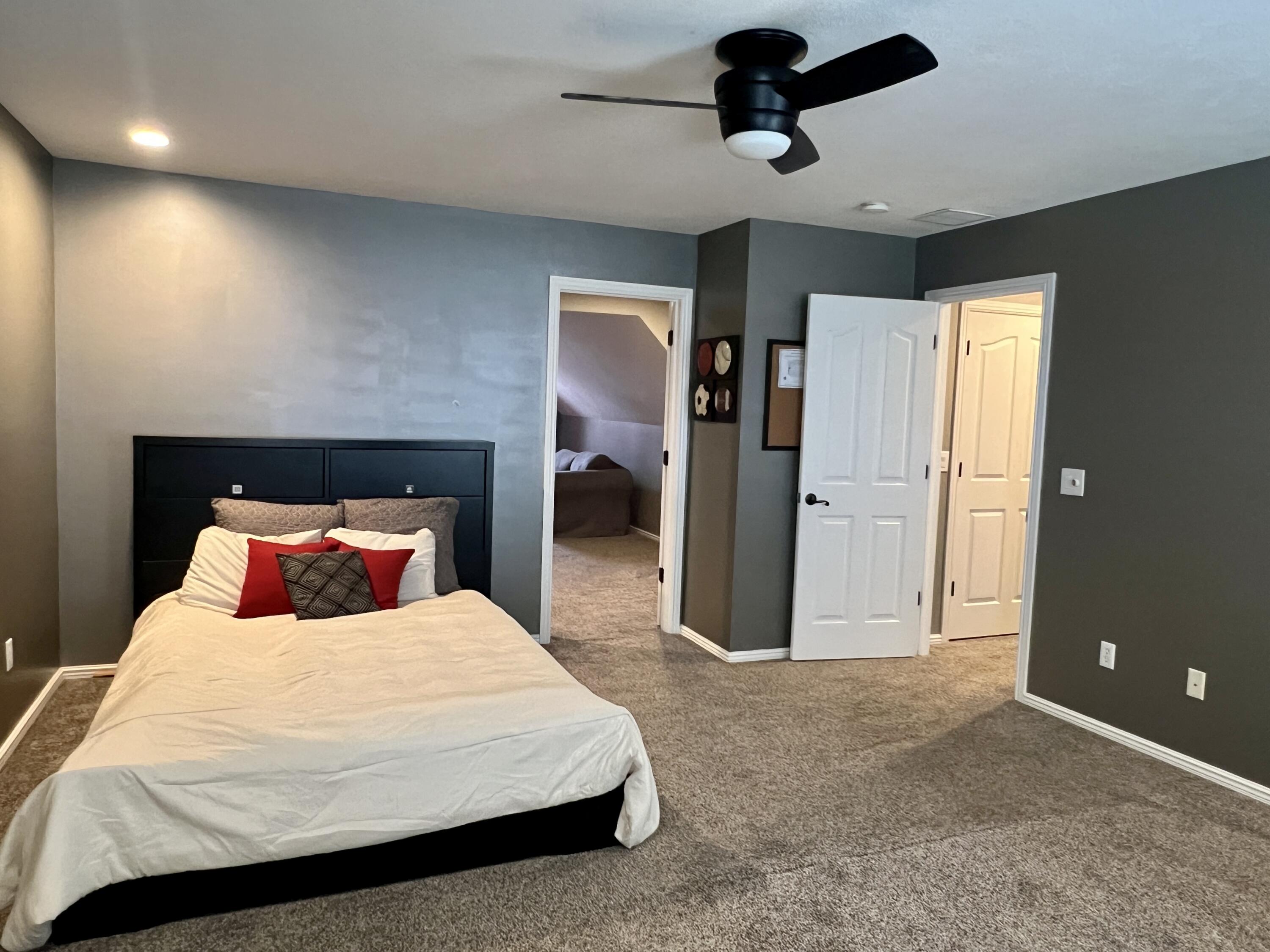 435 East Hadley Street Property Photo 46