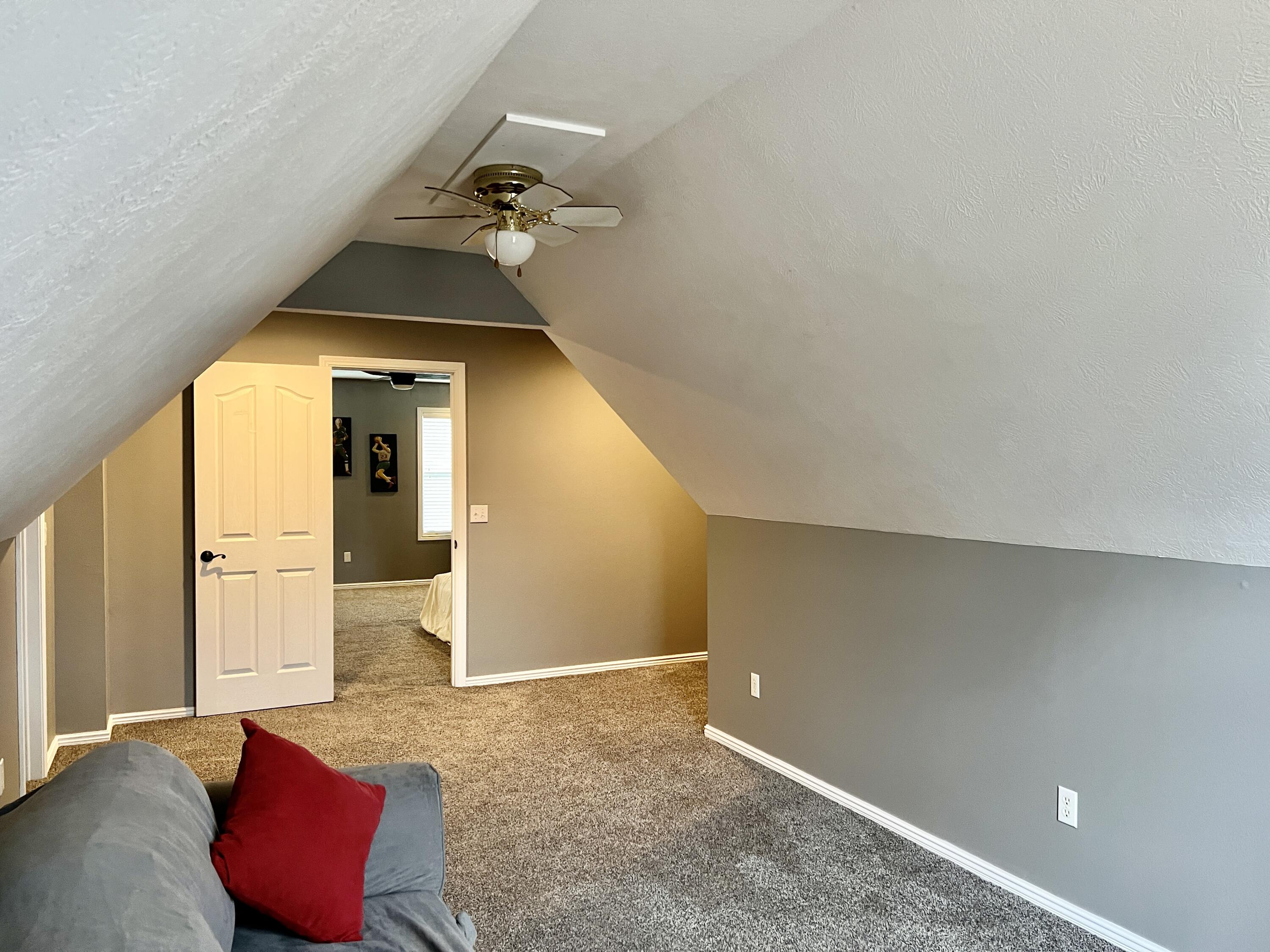 435 East Hadley Street Property Photo 47