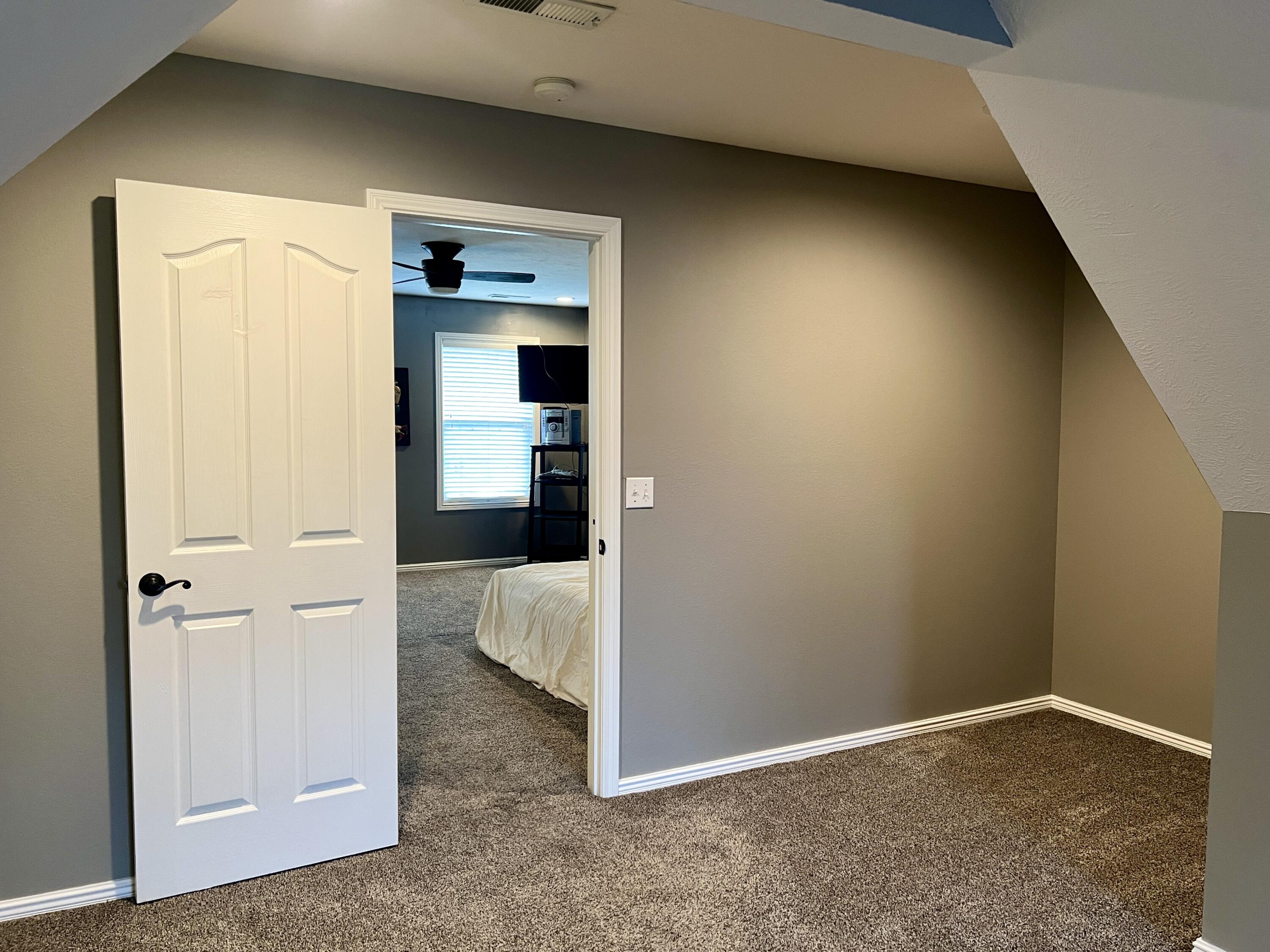 435 East Hadley Street Property Photo 51