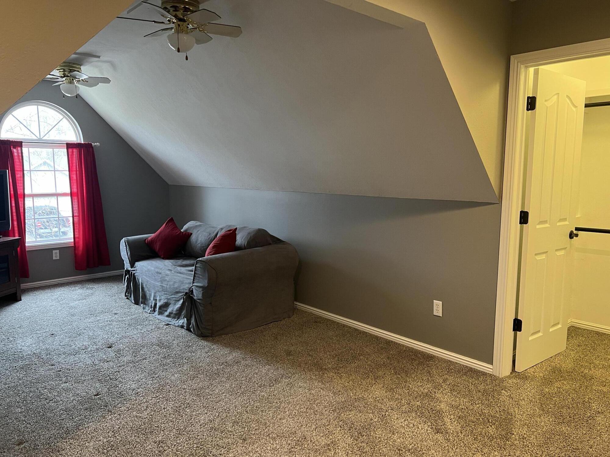 435 East Hadley Street Property Photo 52