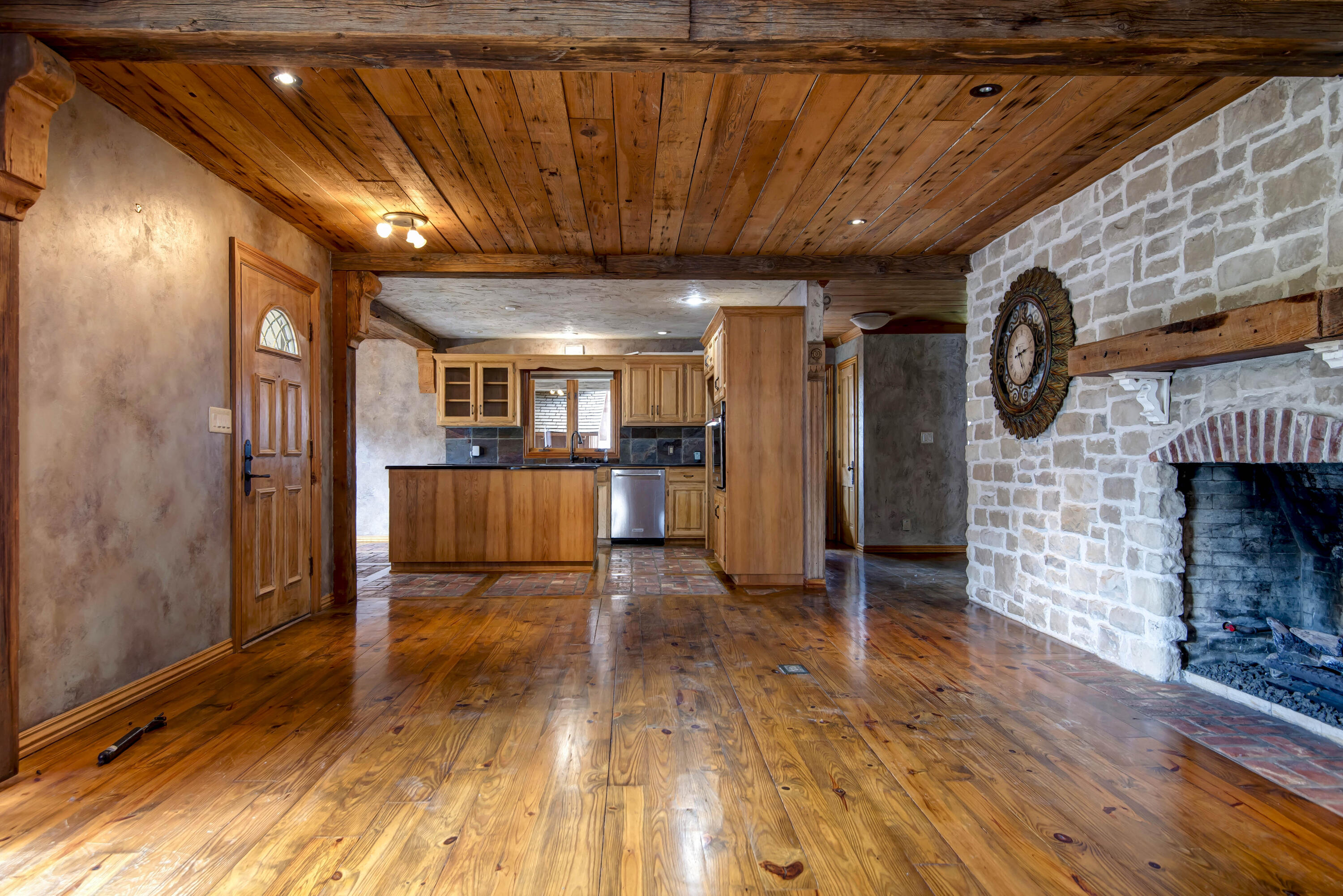1166 South Holland Avenue Property Photo 8