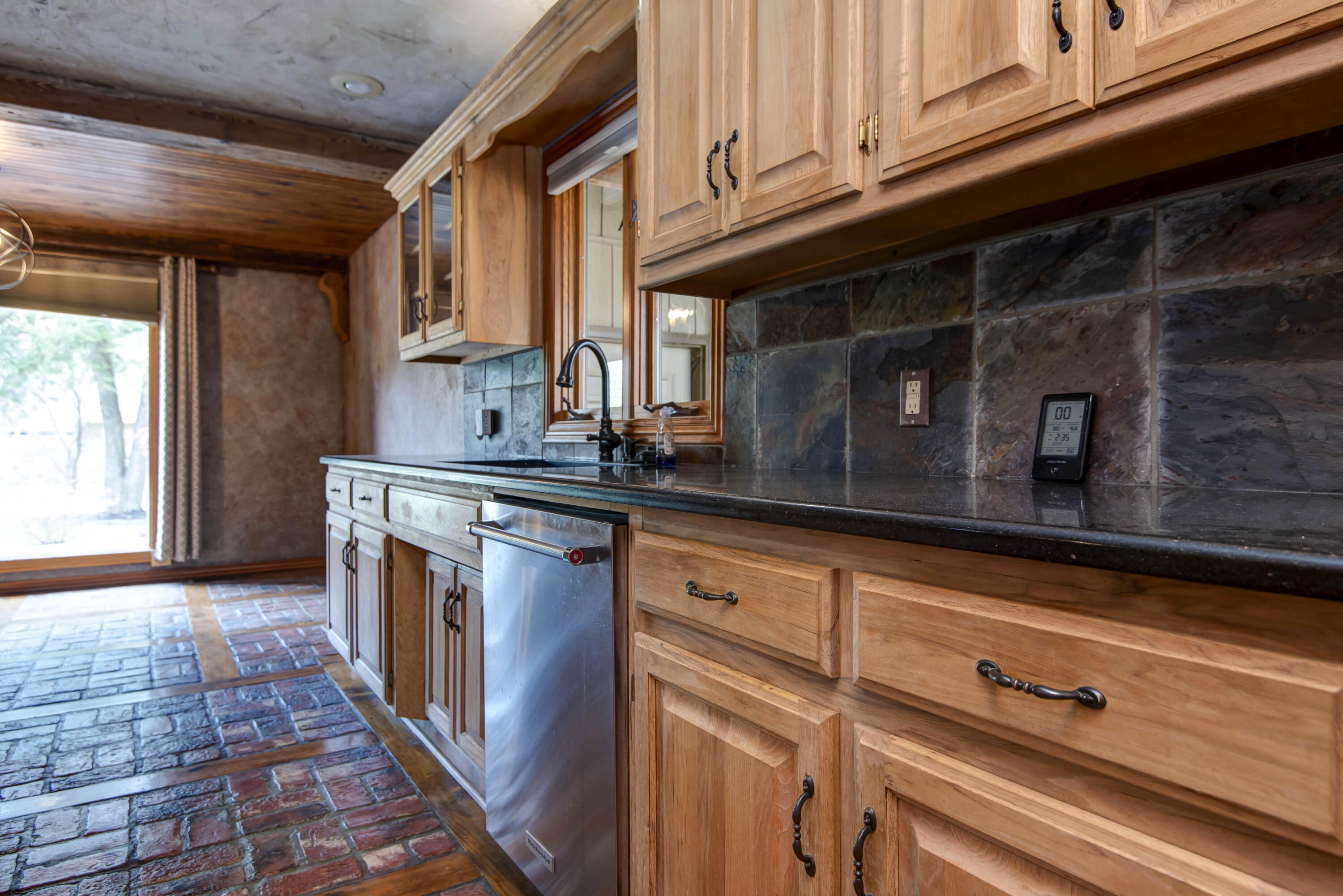 1166 South Holland Avenue Property Photo 14