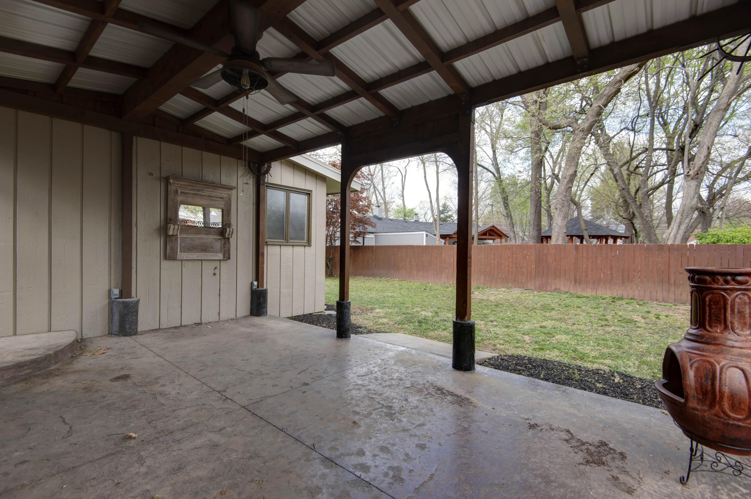 1166 South Holland Avenue Property Photo 28