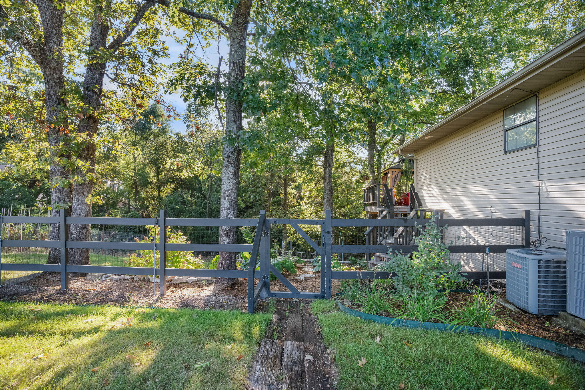 165 Meadow Ridge North Property Photo 52