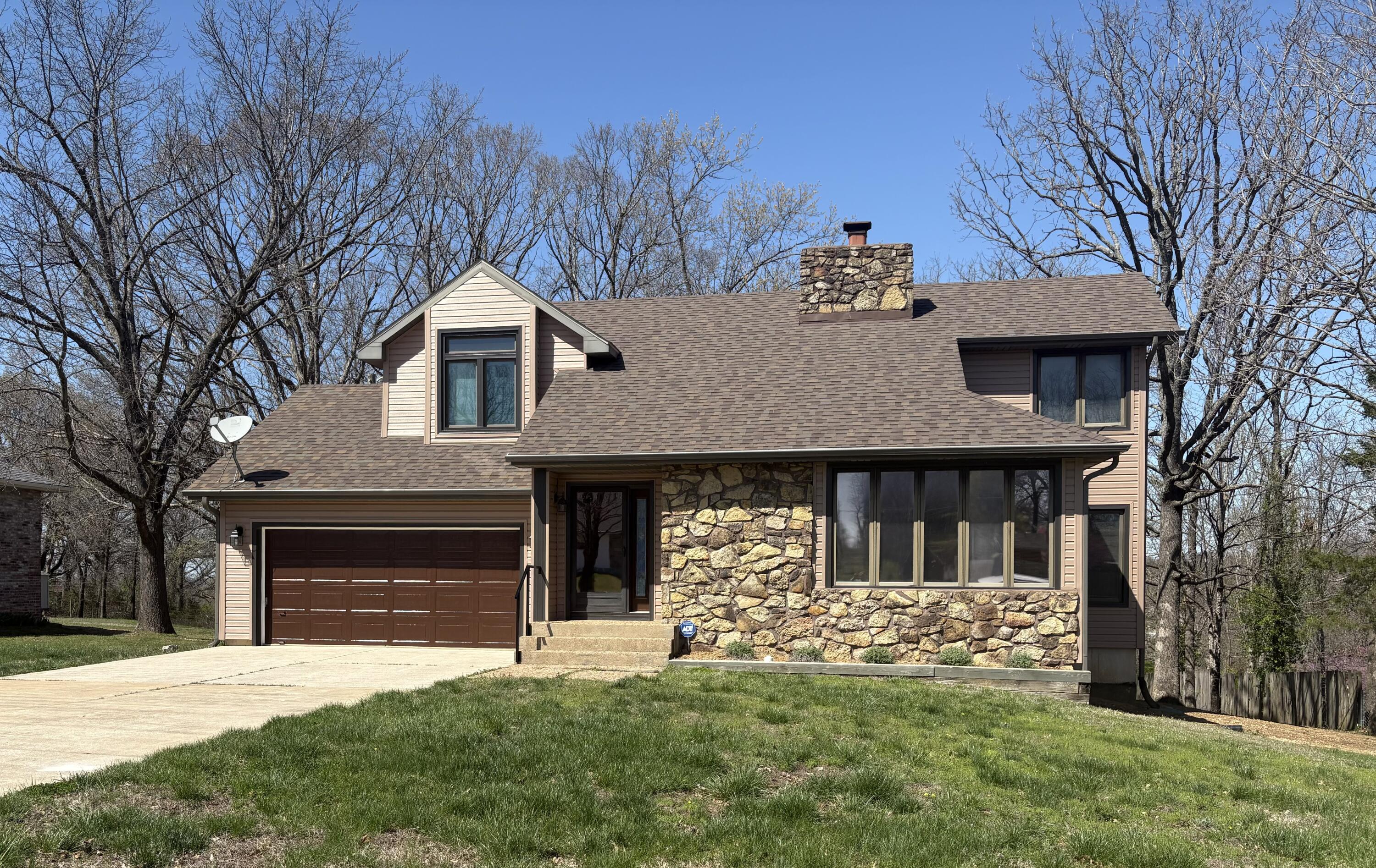 227 Crestwood Drive Property Photo