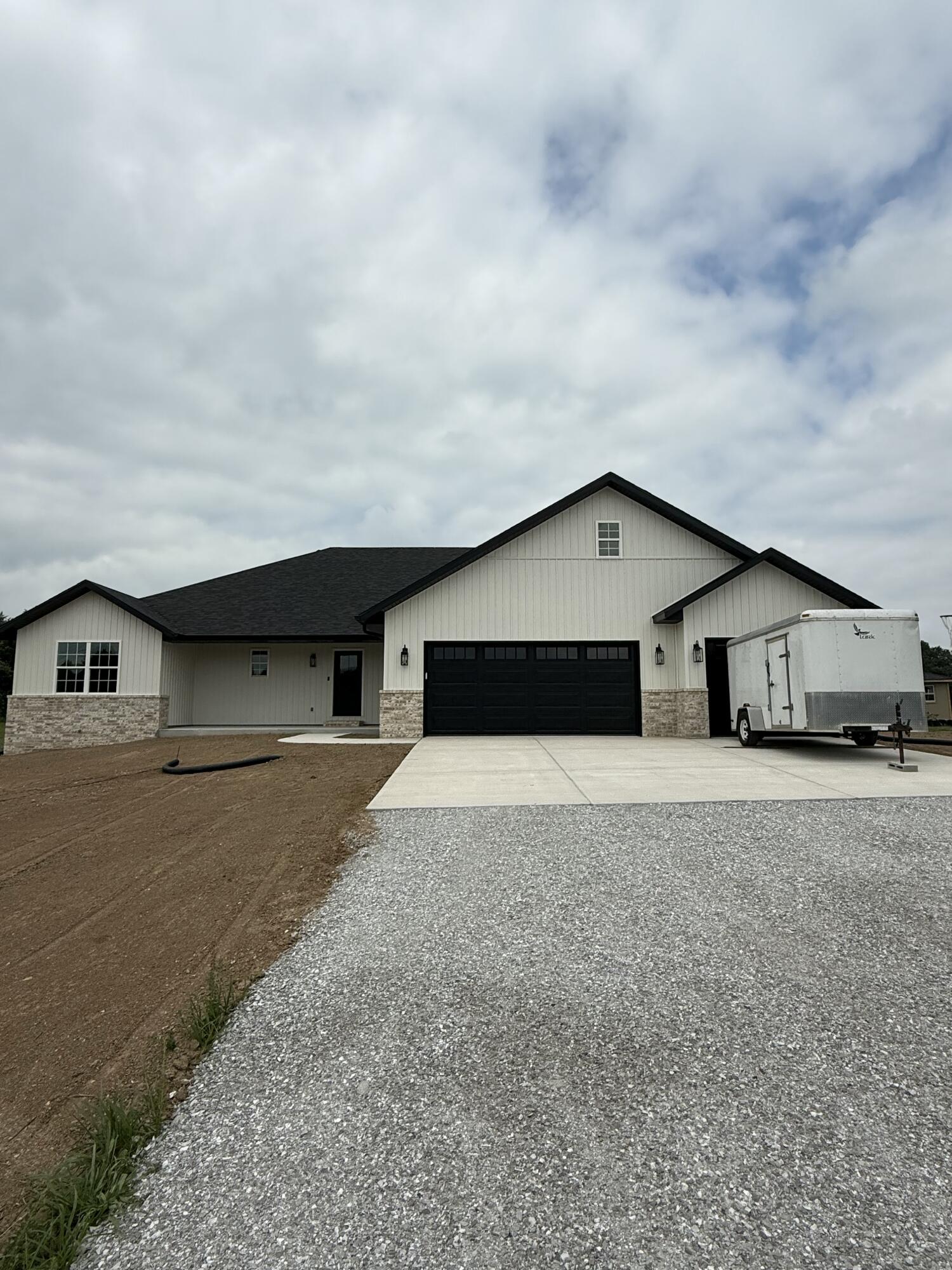 195 Blazing Star Lane Property Photo 1