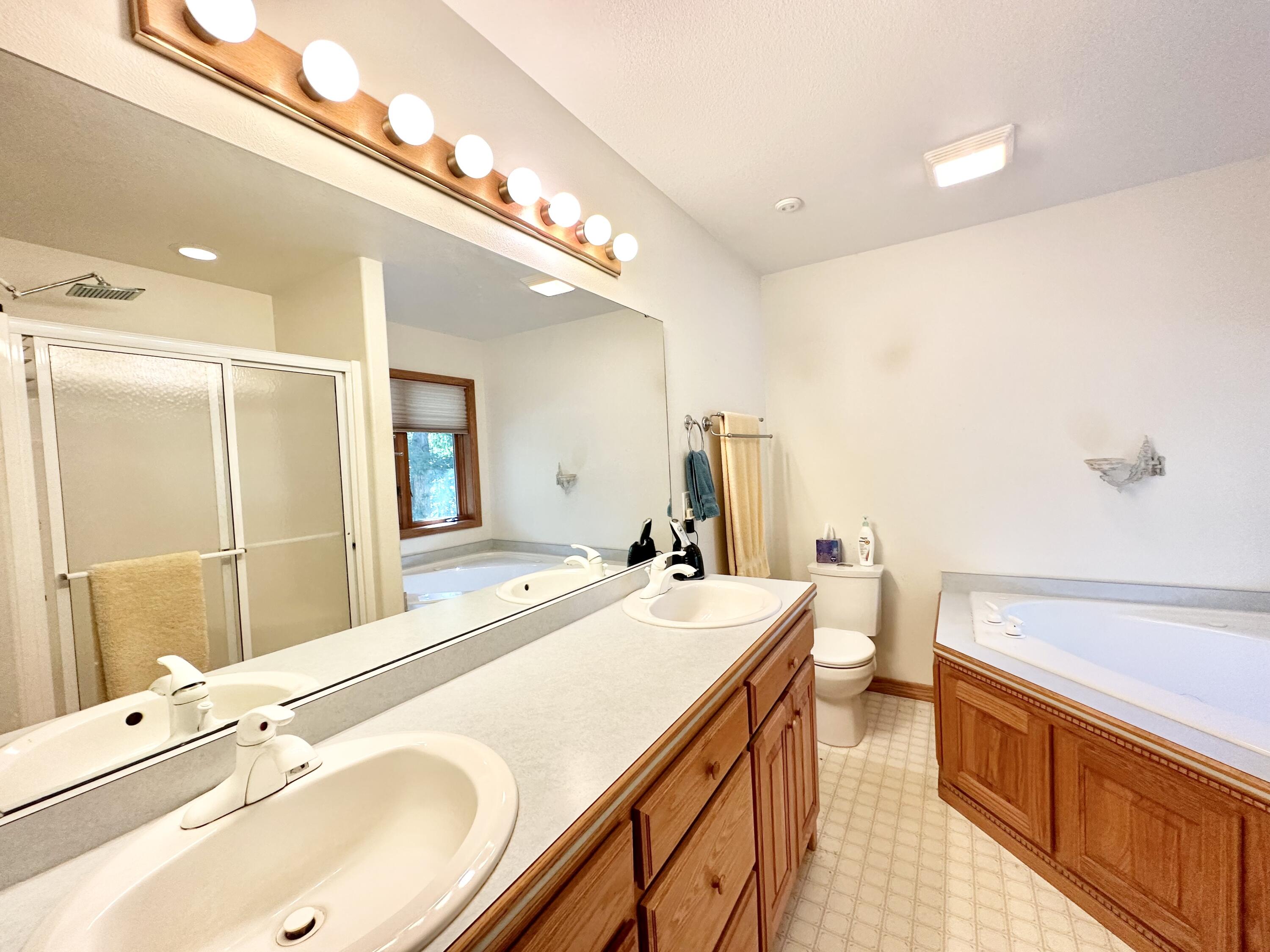 9654 County Road 2680 Property Photo 24