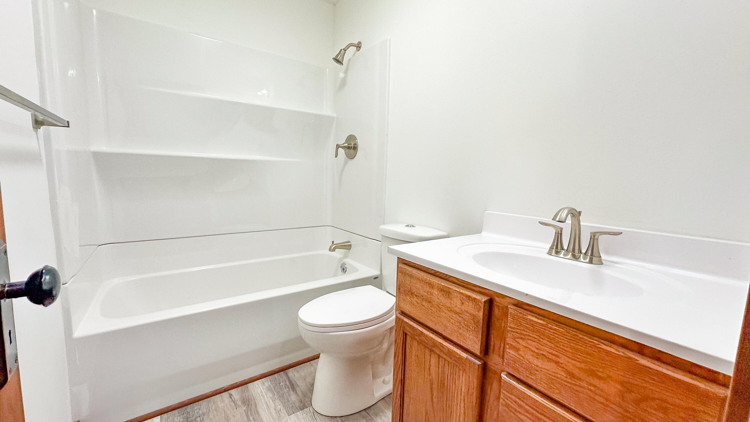612 East Benton Avenue Property Photo 14