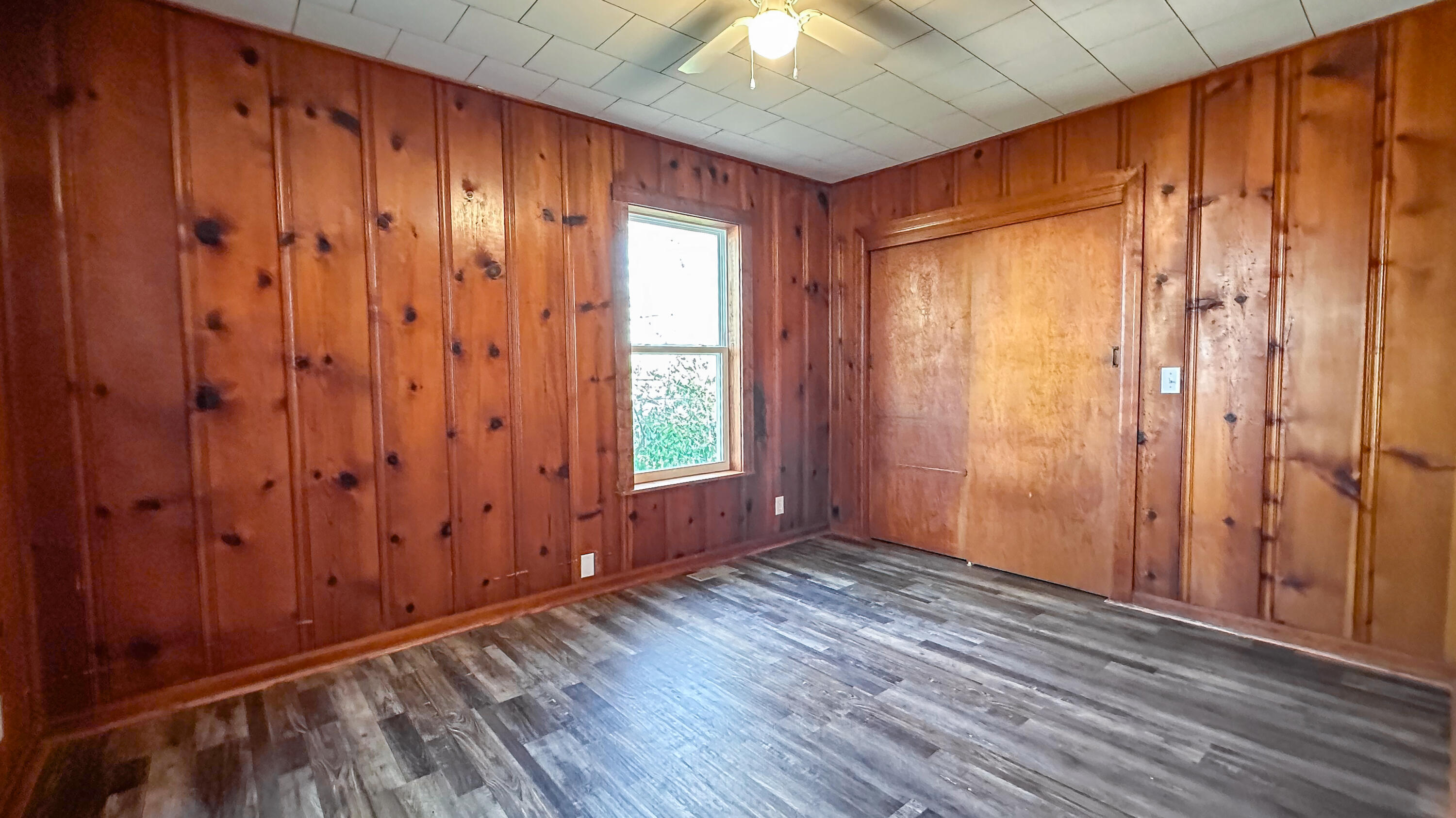 612 East Benton Avenue Property Photo 15