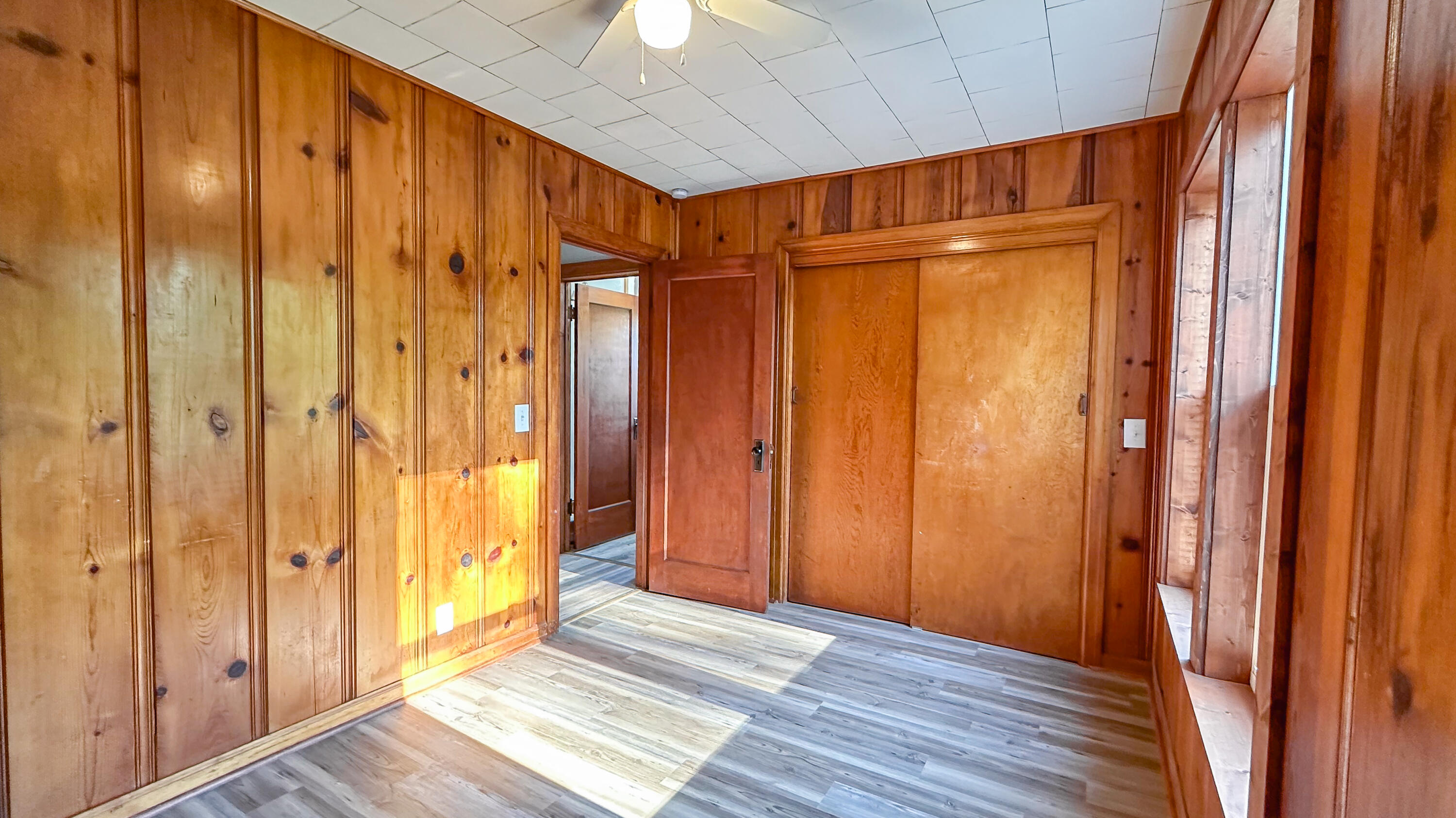 612 East Benton Avenue Property Photo 18