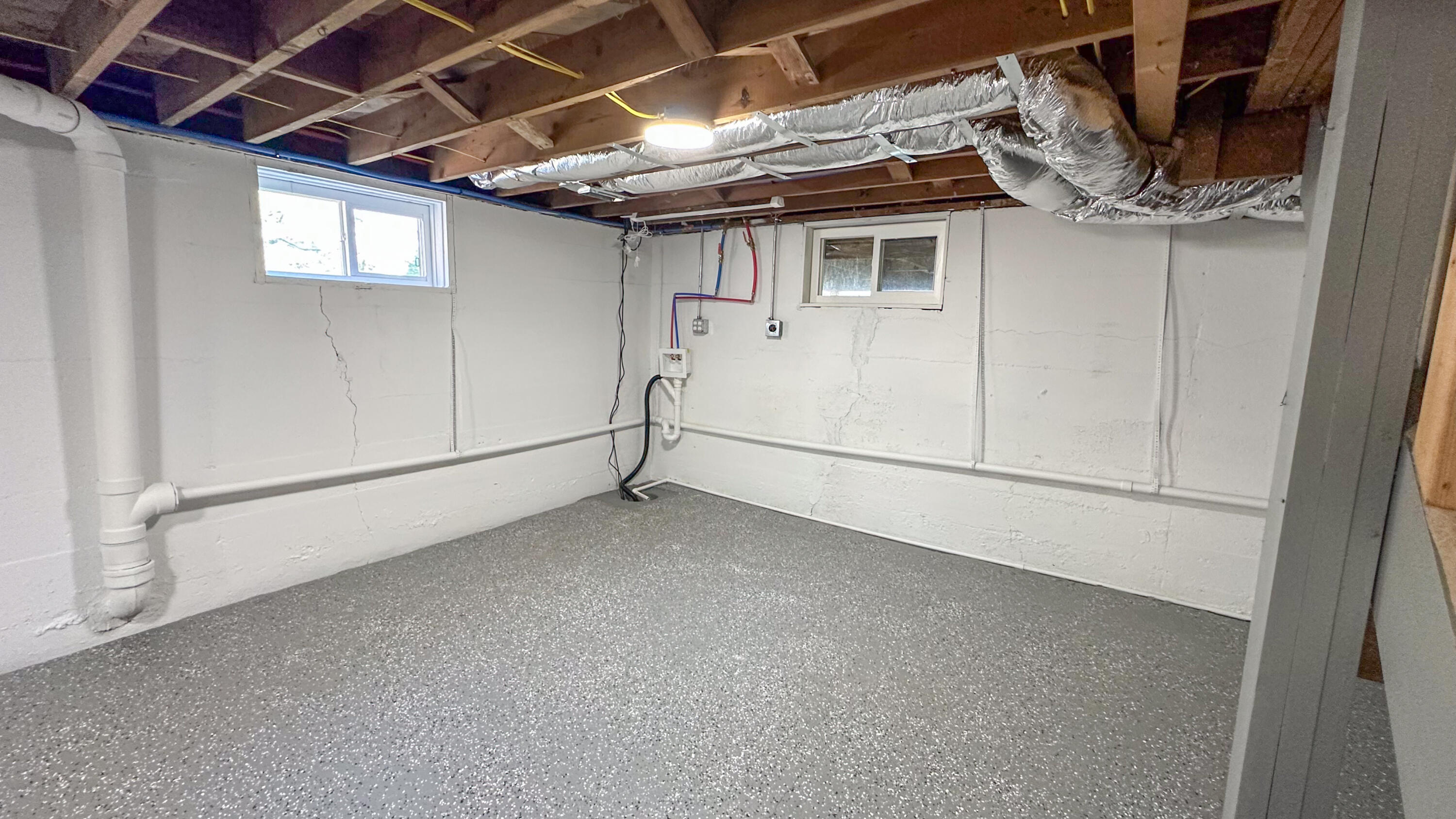 612 East Benton Avenue Property Photo 21