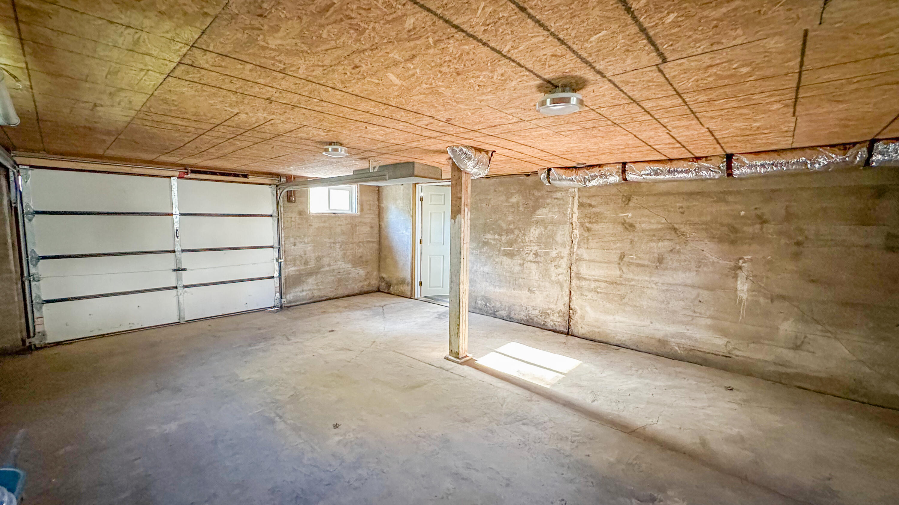 612 East Benton Avenue Property Photo 24