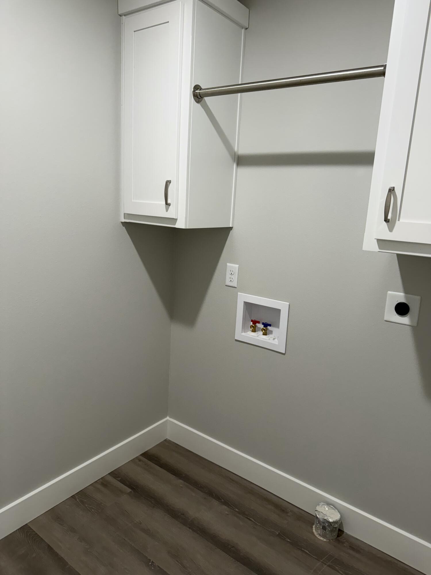 145 Blazing Star Lane Property Photo 4