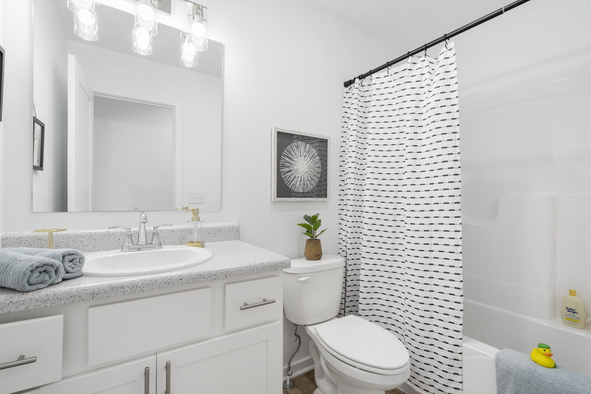 246 Newport Avenue Property Photo 15