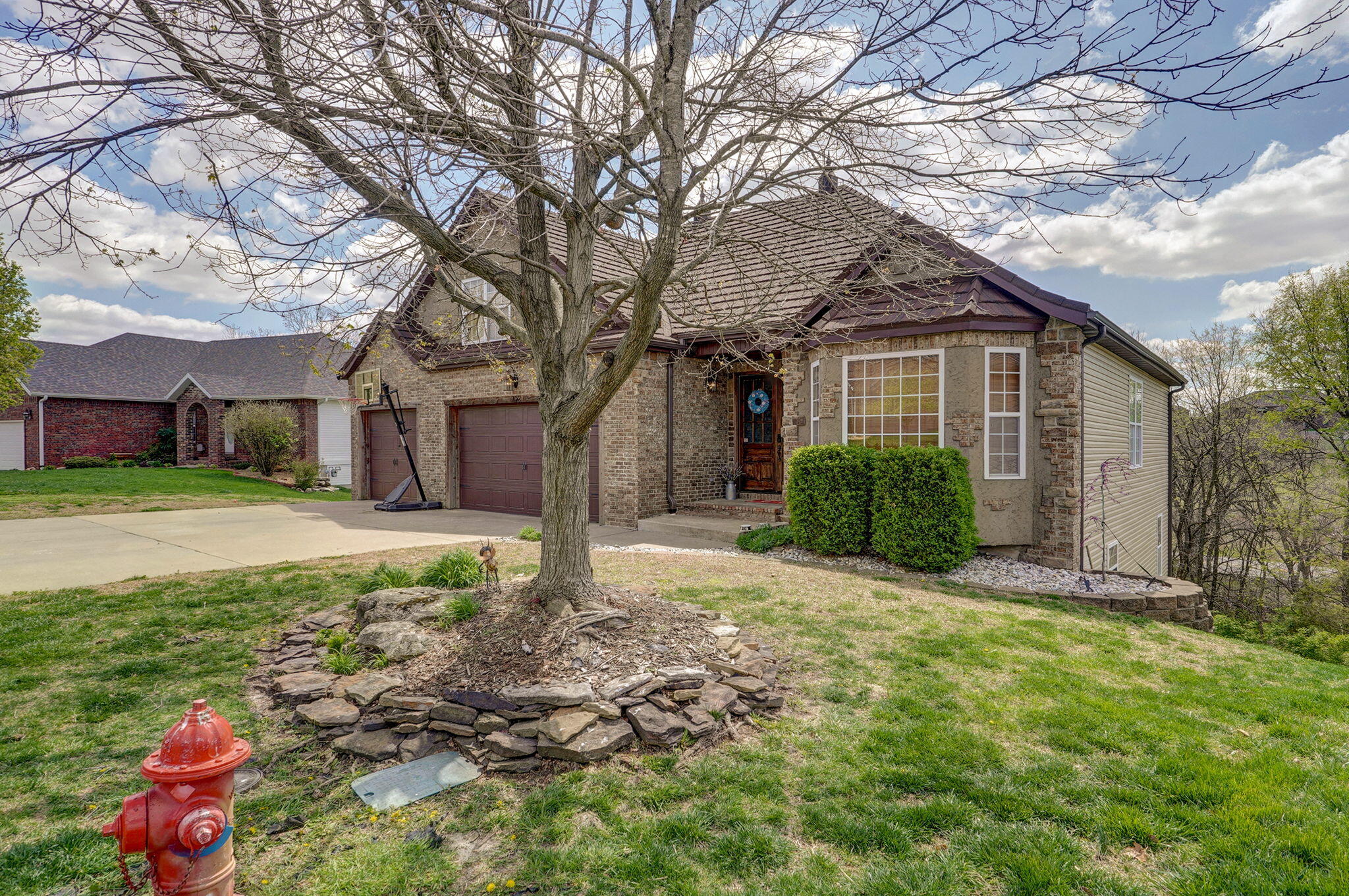 792 Rippling Creek Road Property Photo 8