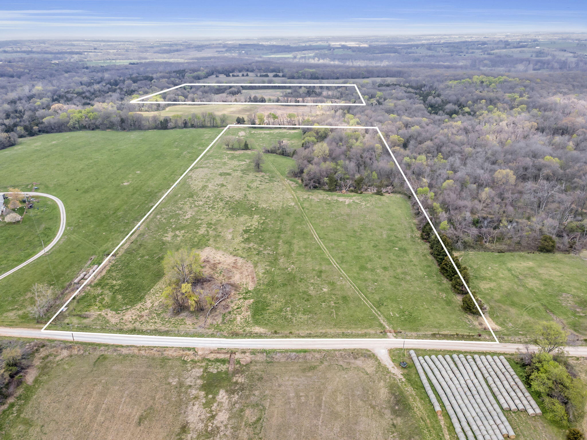 0000 Northeast 450 Road Property Photo 4