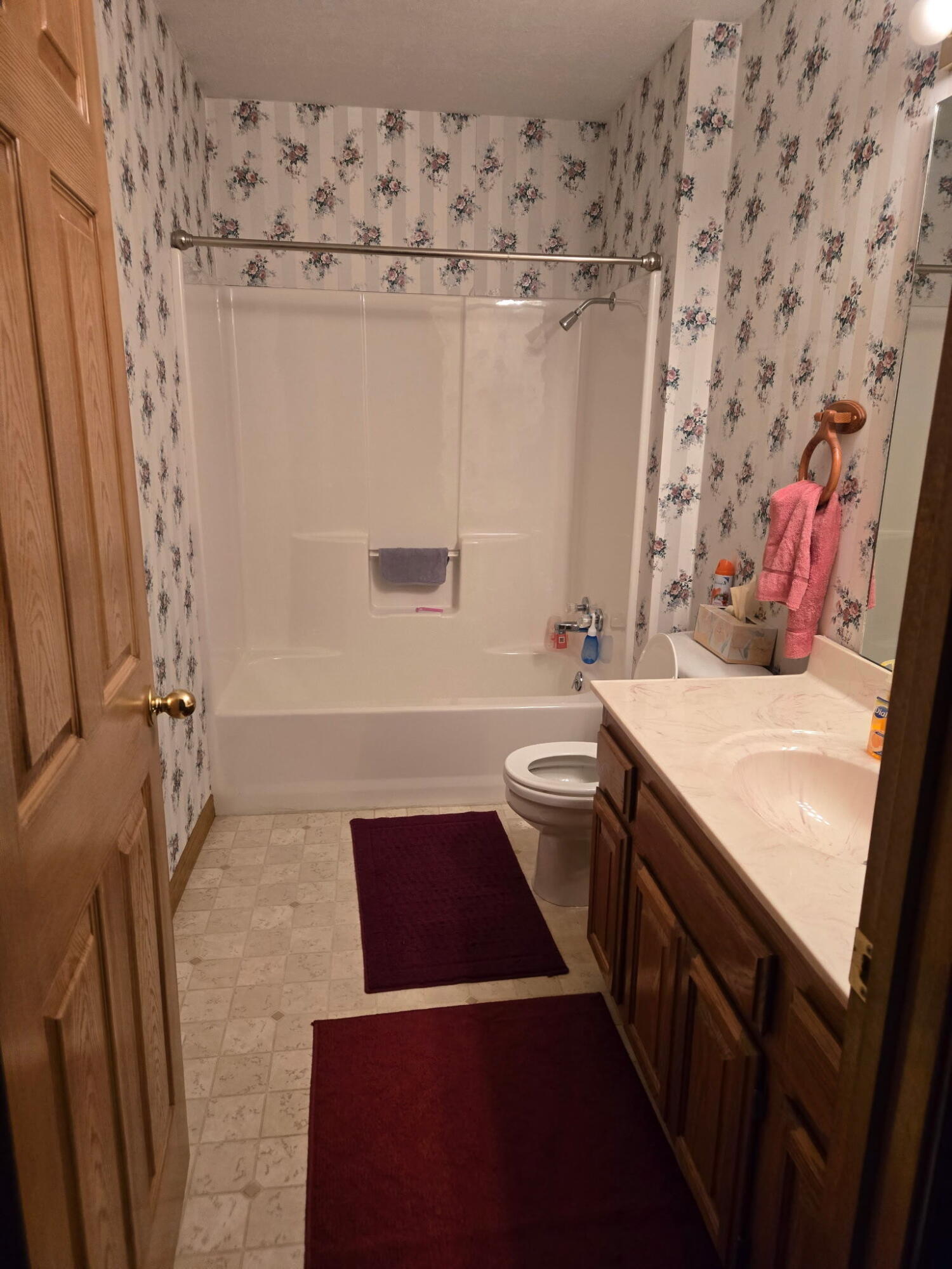 1916 Meadowbrook Drive Property Photo 17