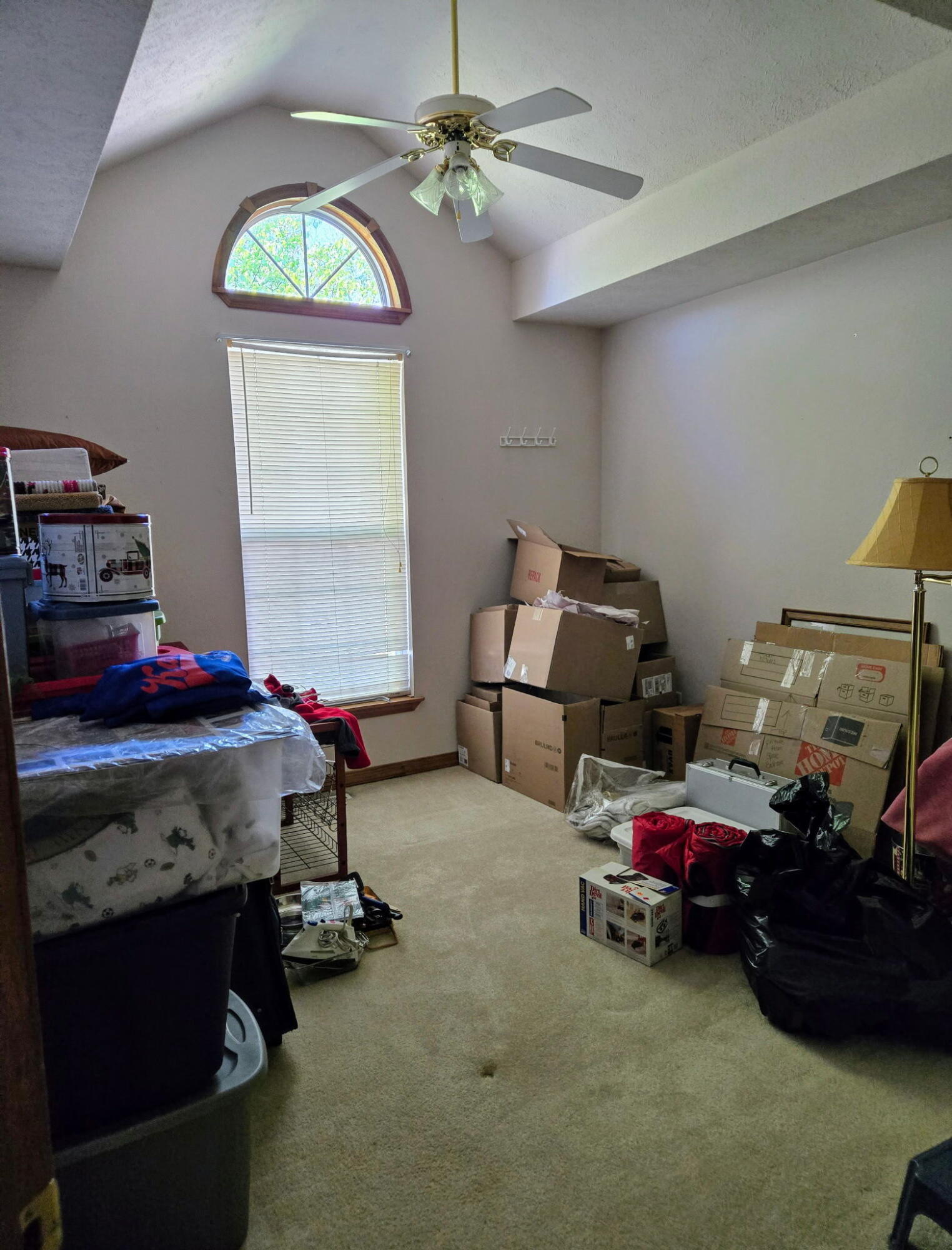 1916 Meadowbrook Drive Property Photo 18