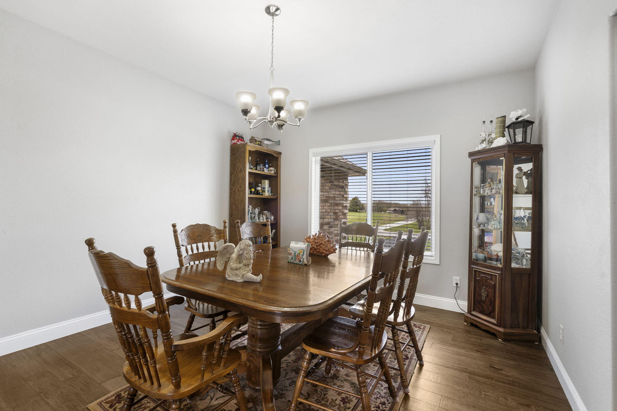 1758 West Big Meadows Lane Property Photo 11