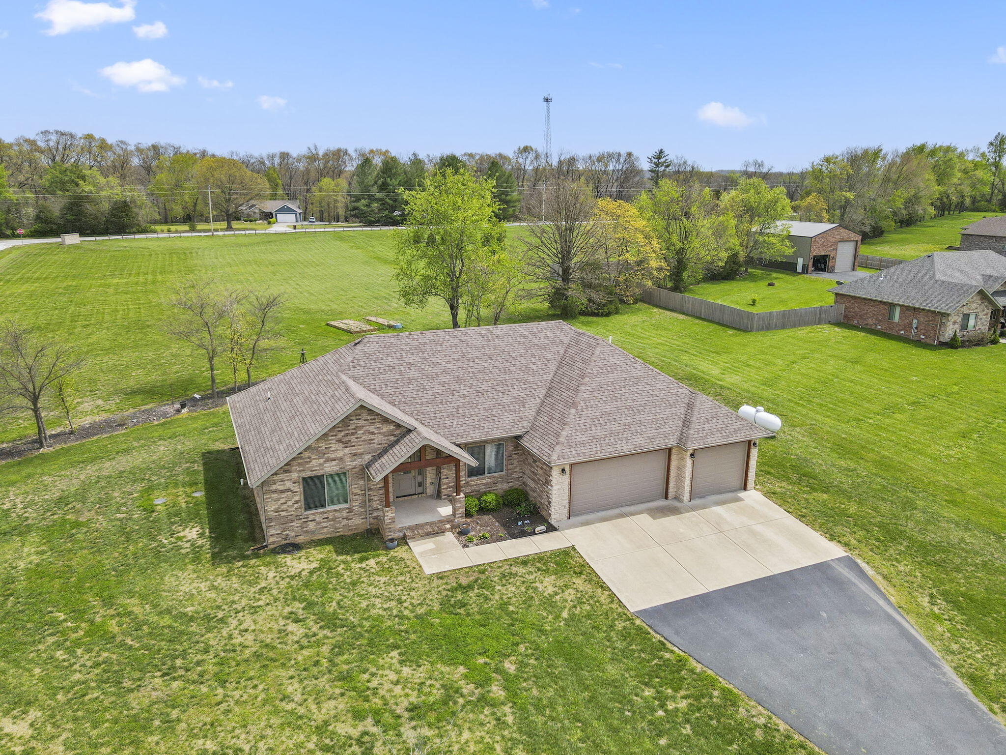 1758 West Big Meadows Lane Property Photo 37