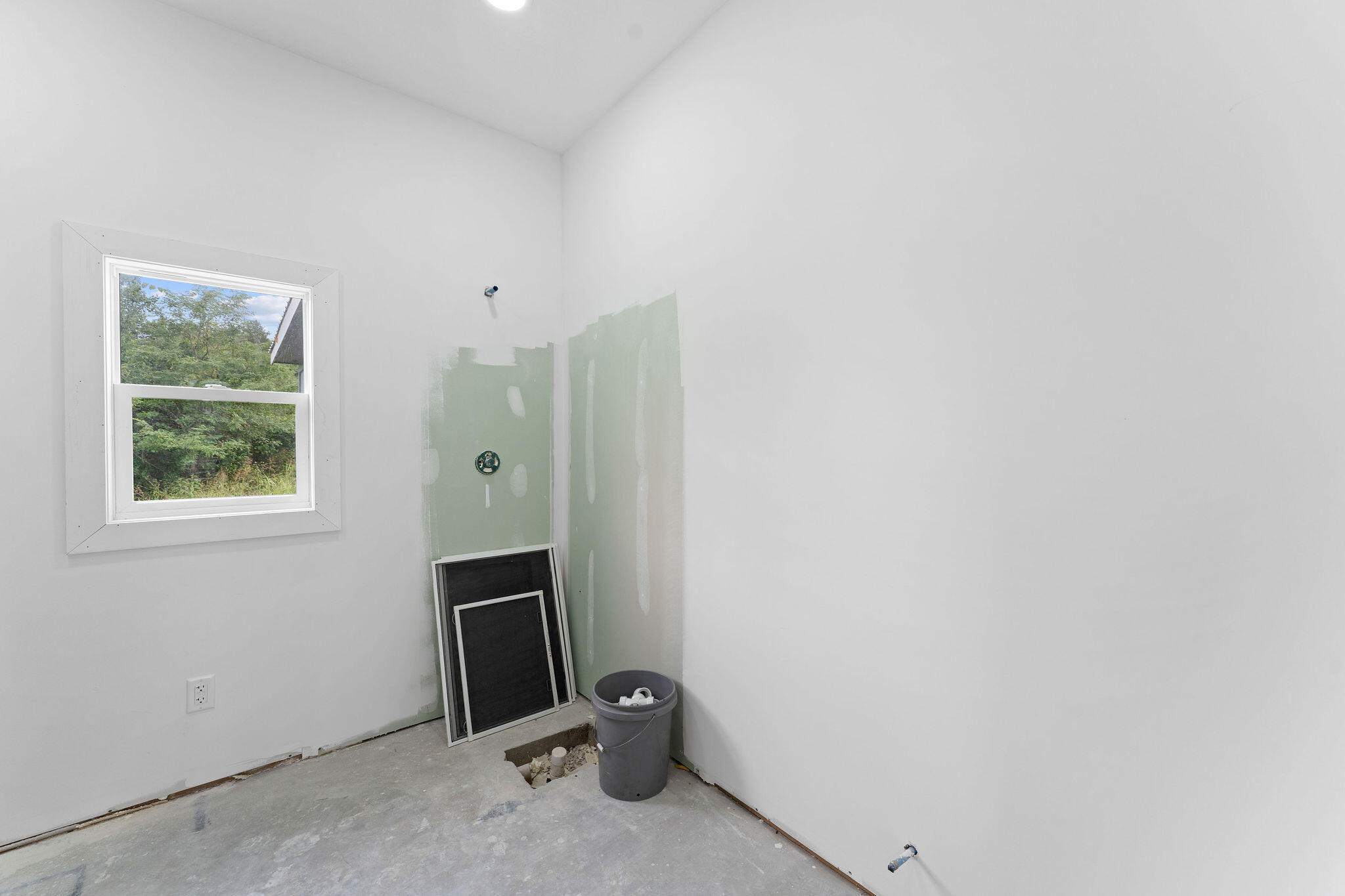 195 Fairsight Road Property Photo 21