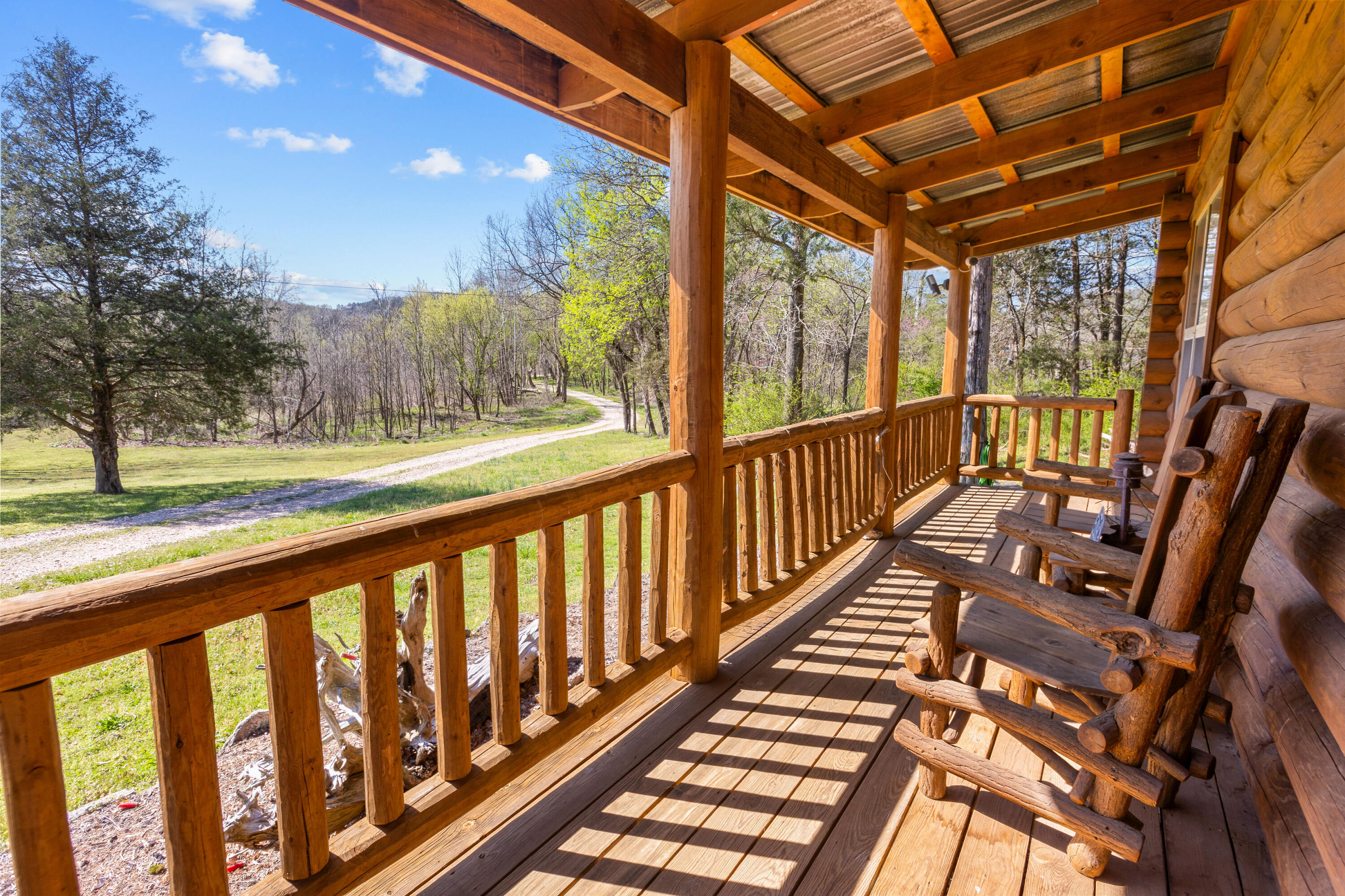18114 Farm Road 2259 Property Photo 4