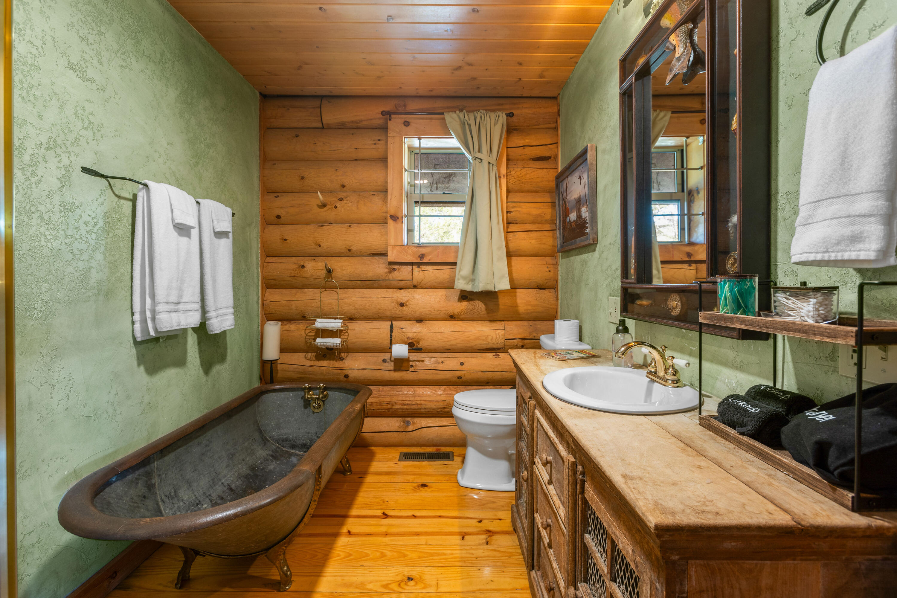 18114 Farm Road 2259 Property Photo 15