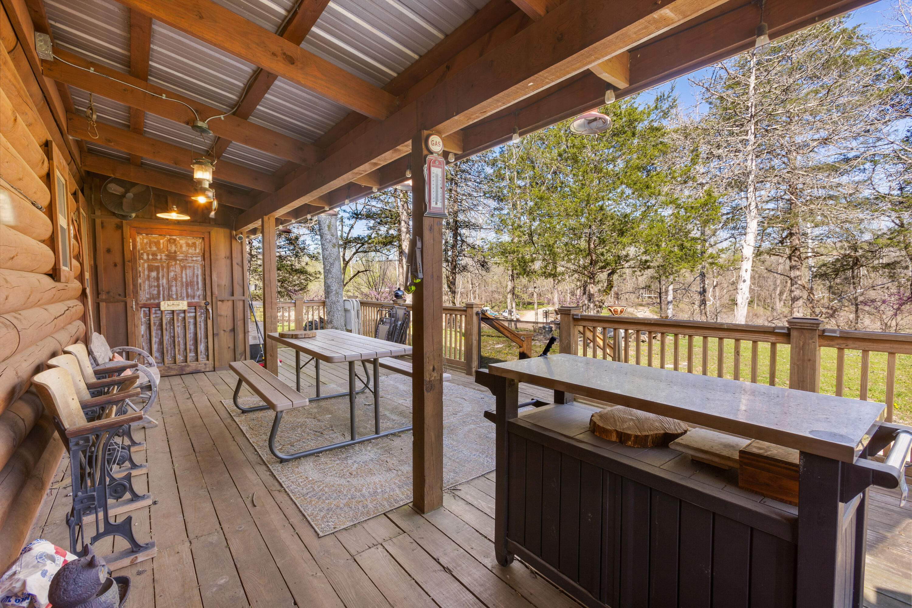 18114 Farm Road 2259 Property Photo 25