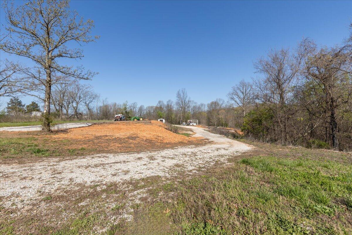 435 Pleasant View Road Property Photo 5