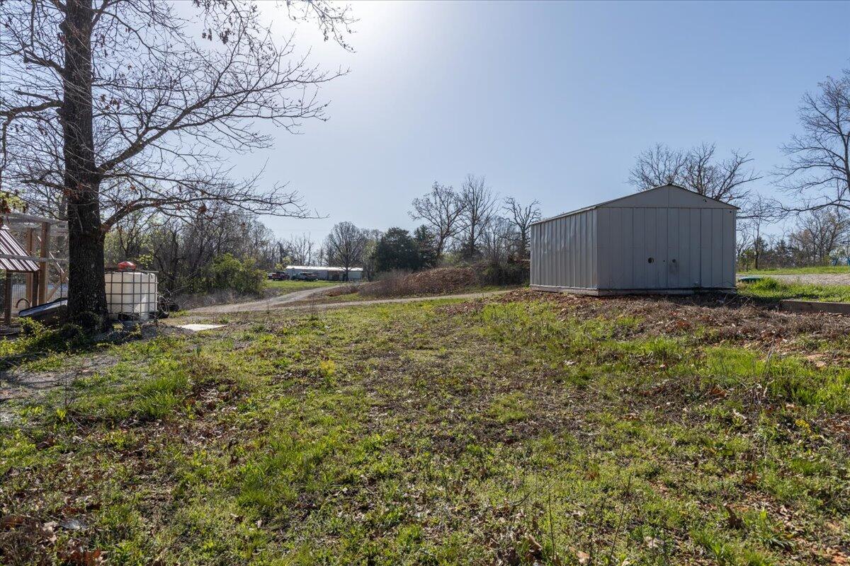 435 Pleasant View Road Property Photo 18