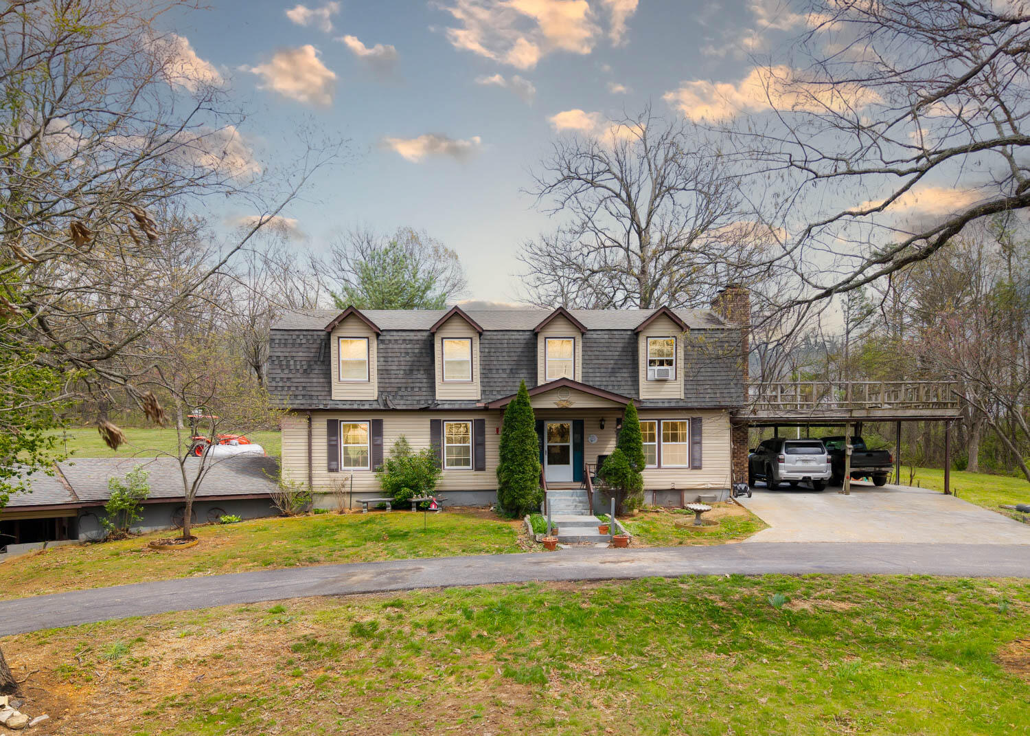 192 Mo 19 Property Photo 1