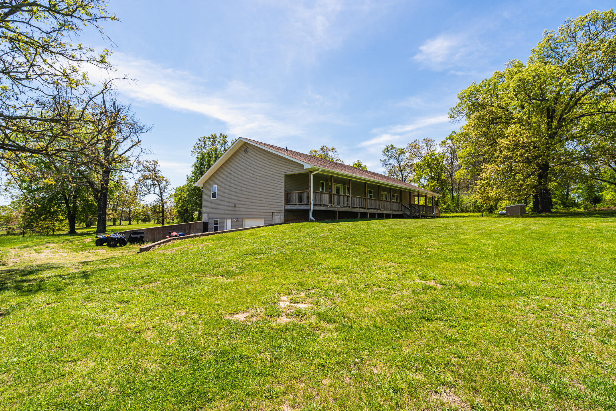 4499 County Road 4300 Property Photo 10