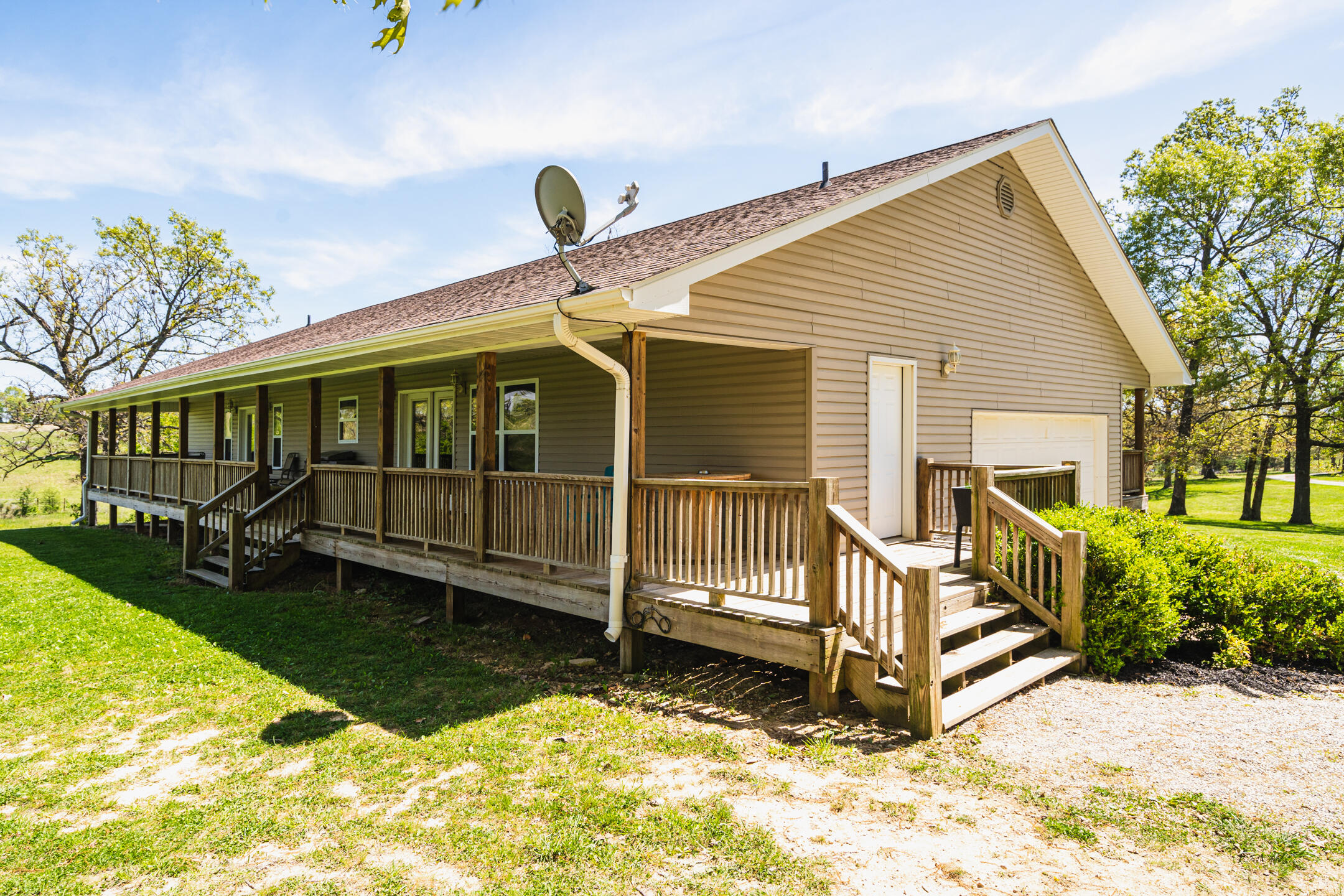 4499 County Road 4300 Property Photo 12
