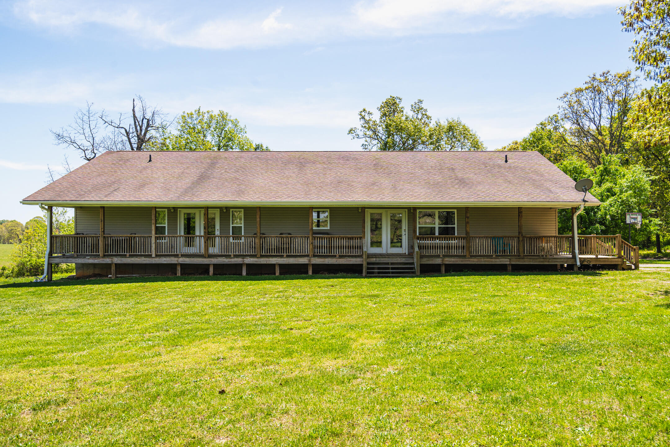 4499 County Road 4300 Property Photo 14