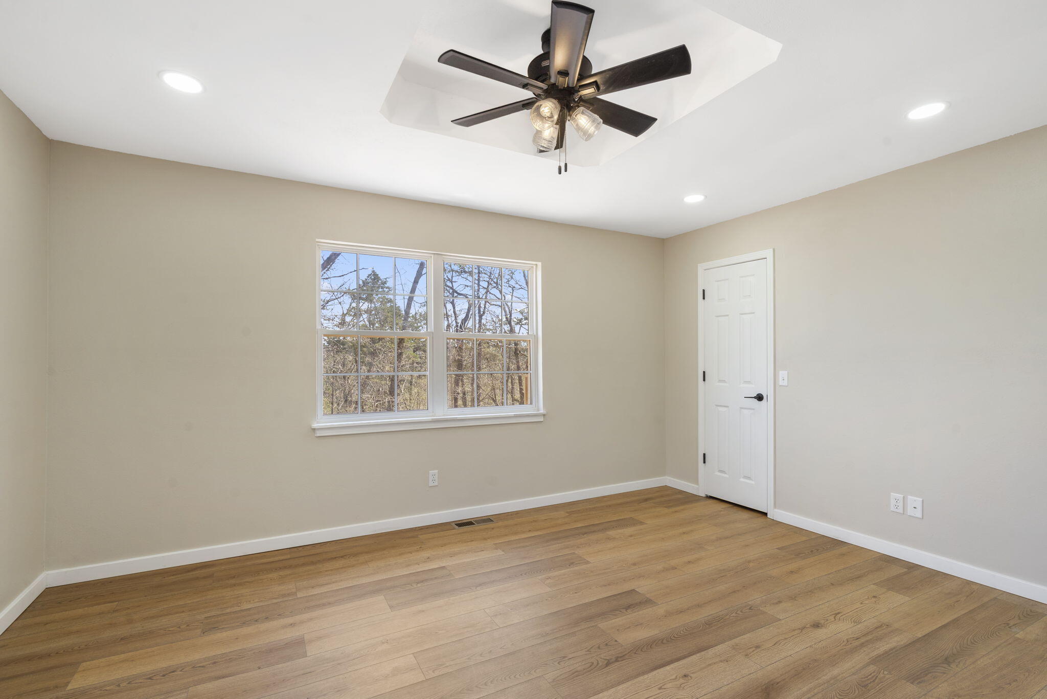 33 Bitternut Road Property Photo 2