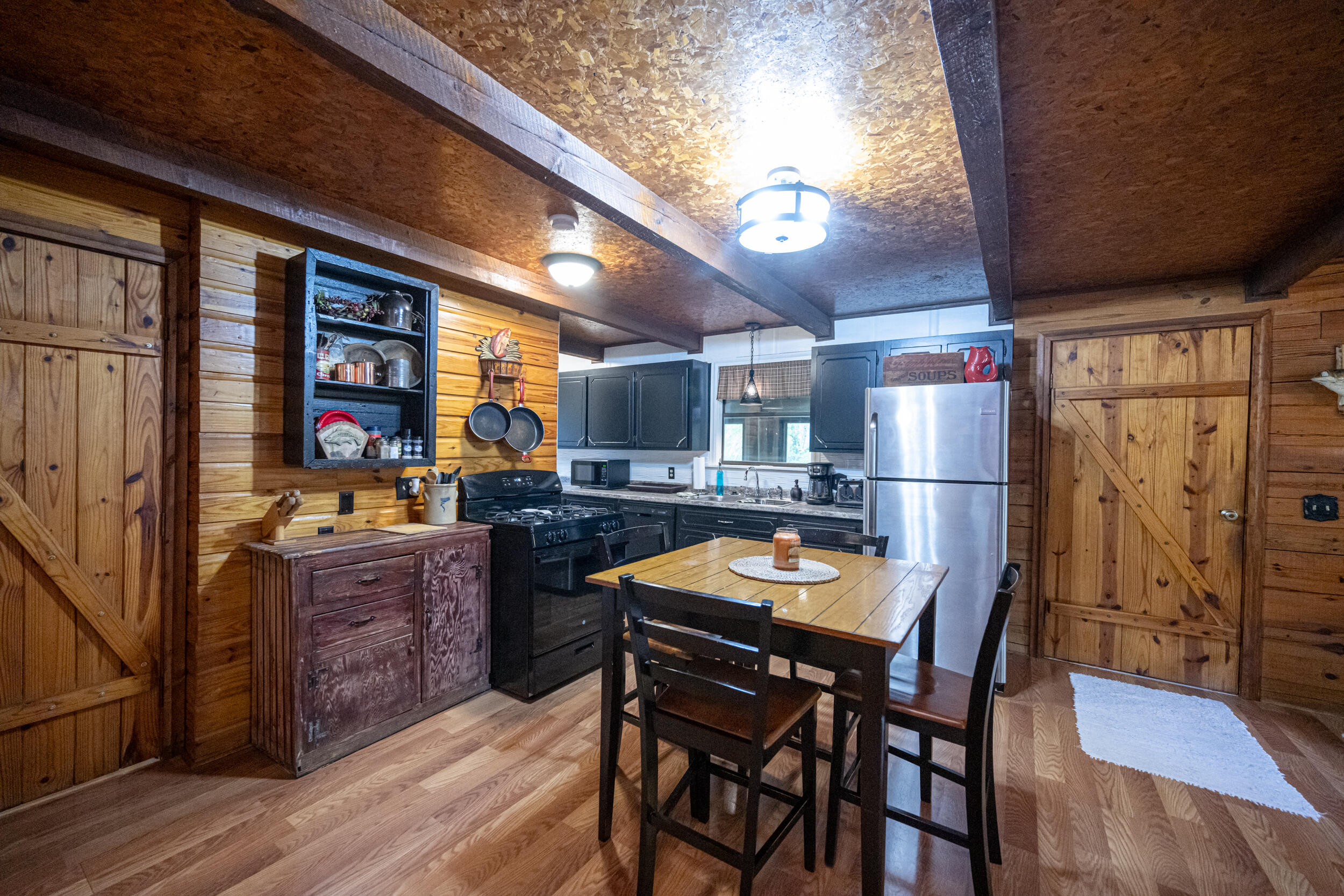26740 Buckingham Place Property Photo 6