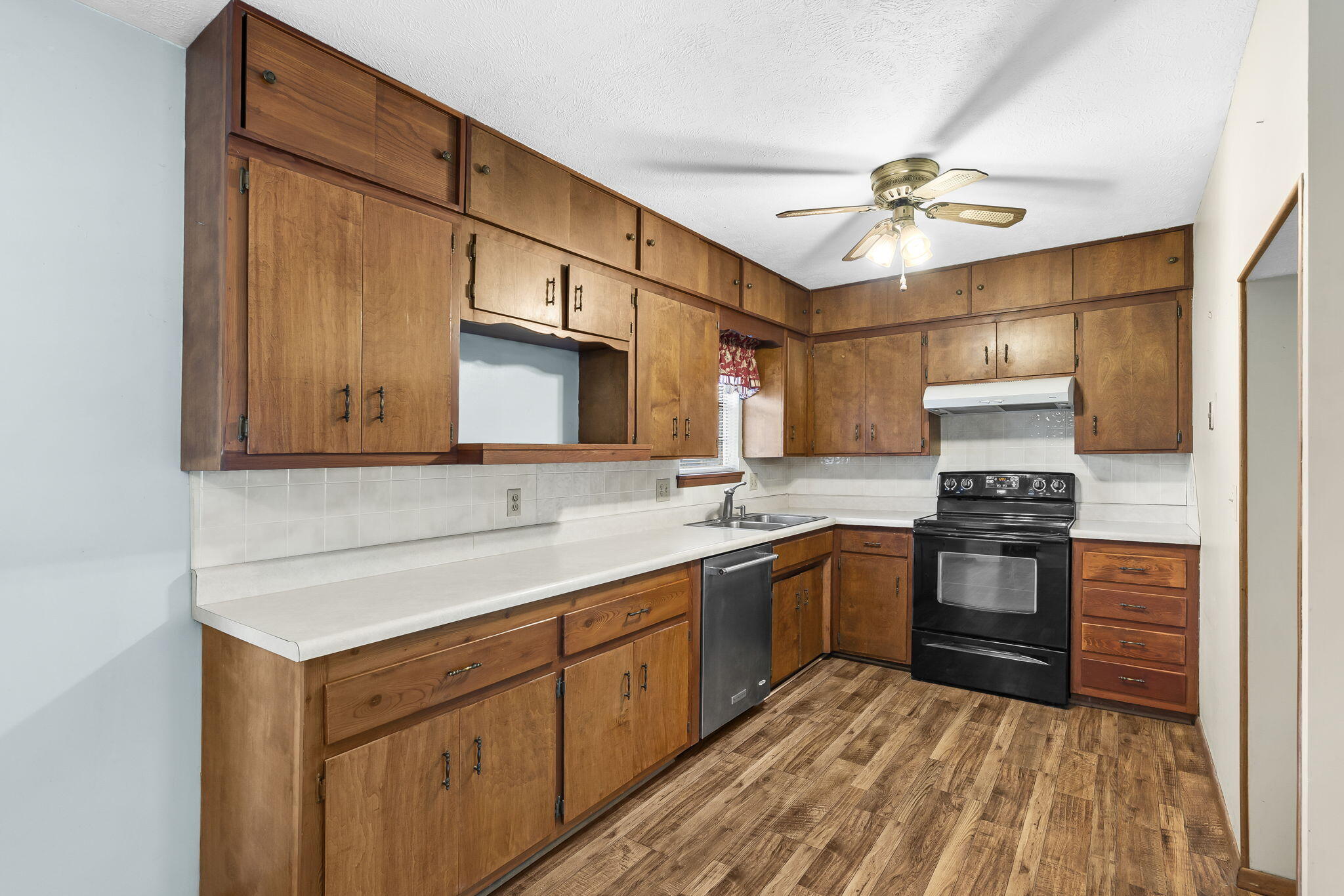 3144 North Pierce Avenue Property Photo 11