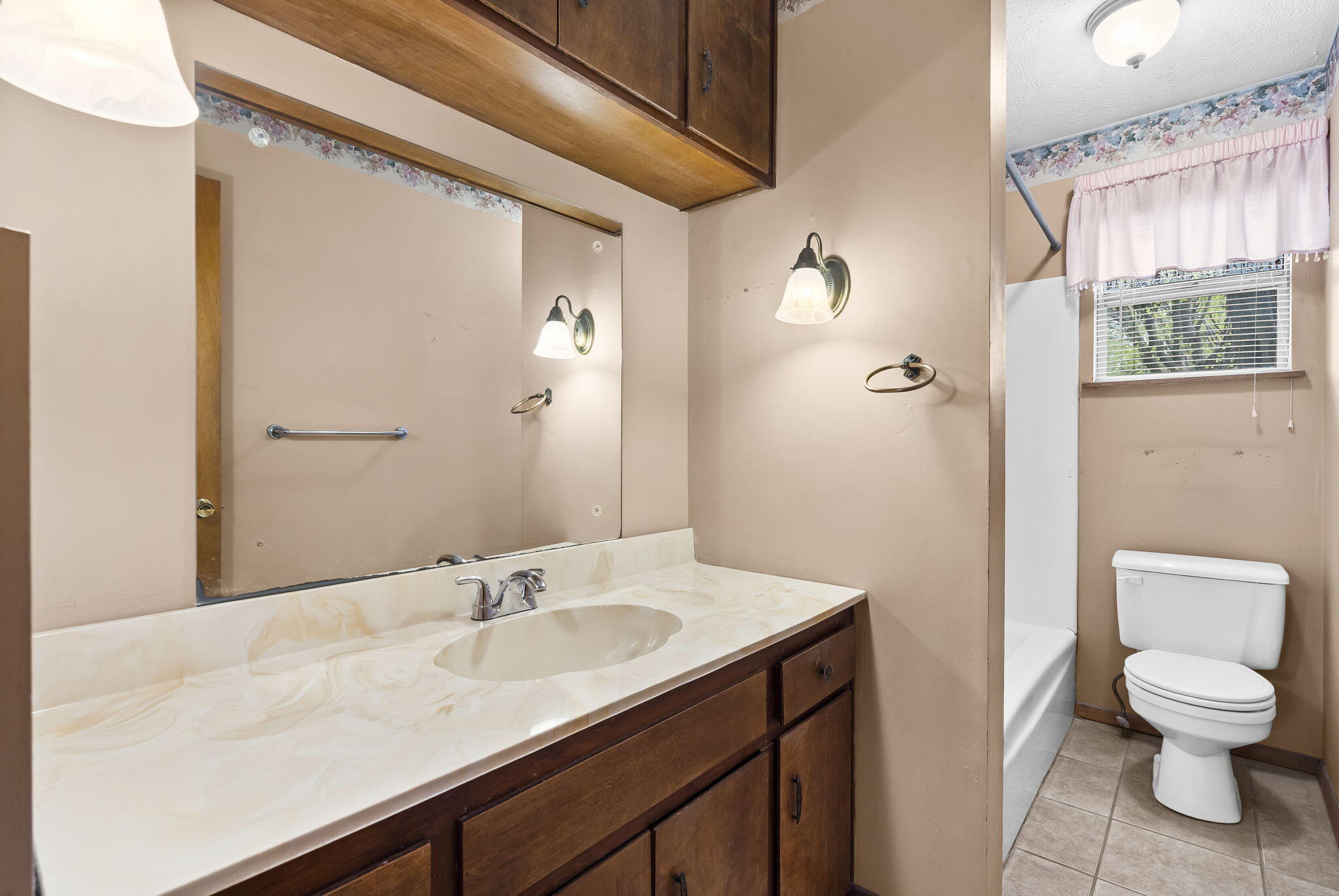 3144 North Pierce Avenue Property Photo 16