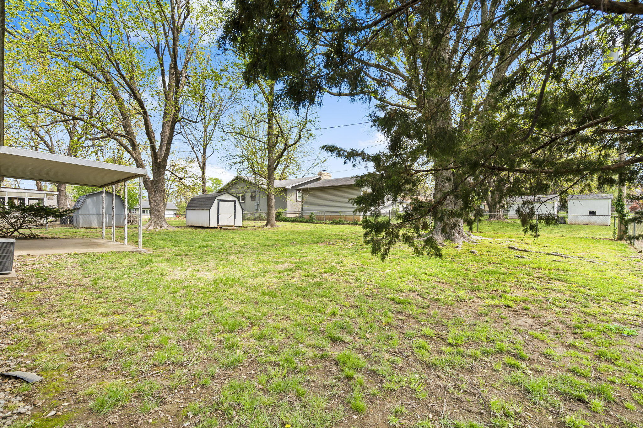 3144 North Pierce Avenue Property Photo 23
