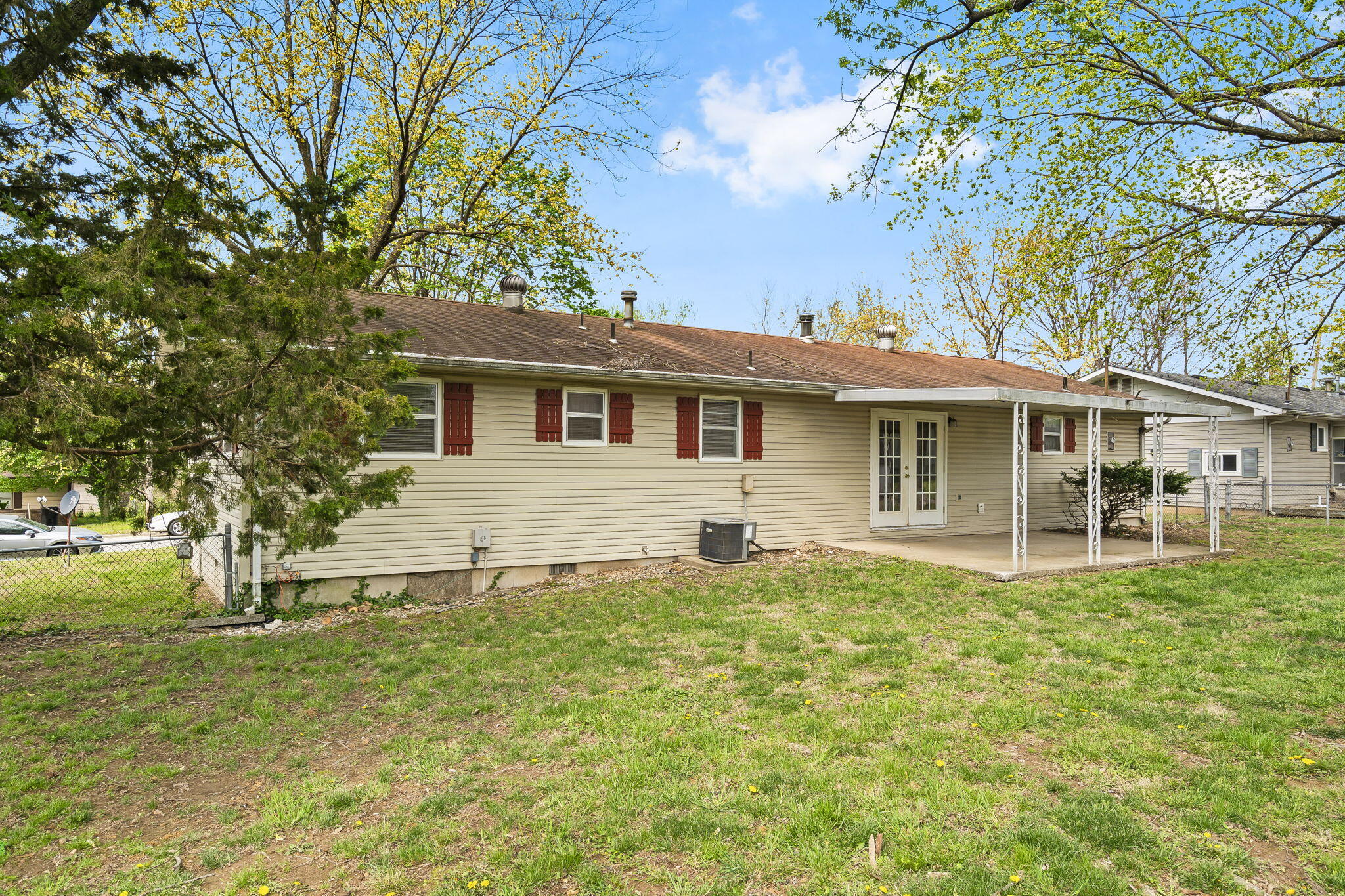 3144 North Pierce Avenue Property Photo 24