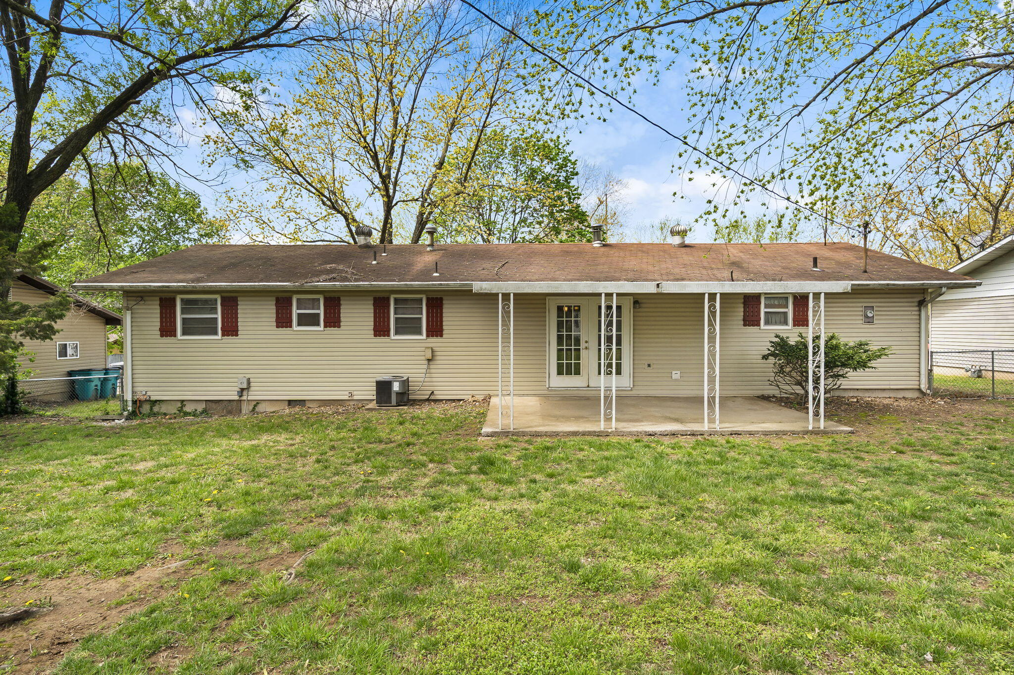 3144 North Pierce Avenue Property Photo 25
