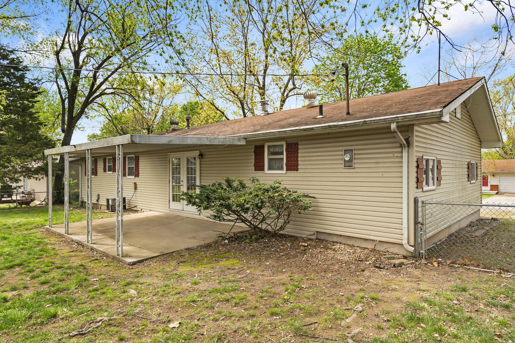 3144 North Pierce Avenue Property Photo 27