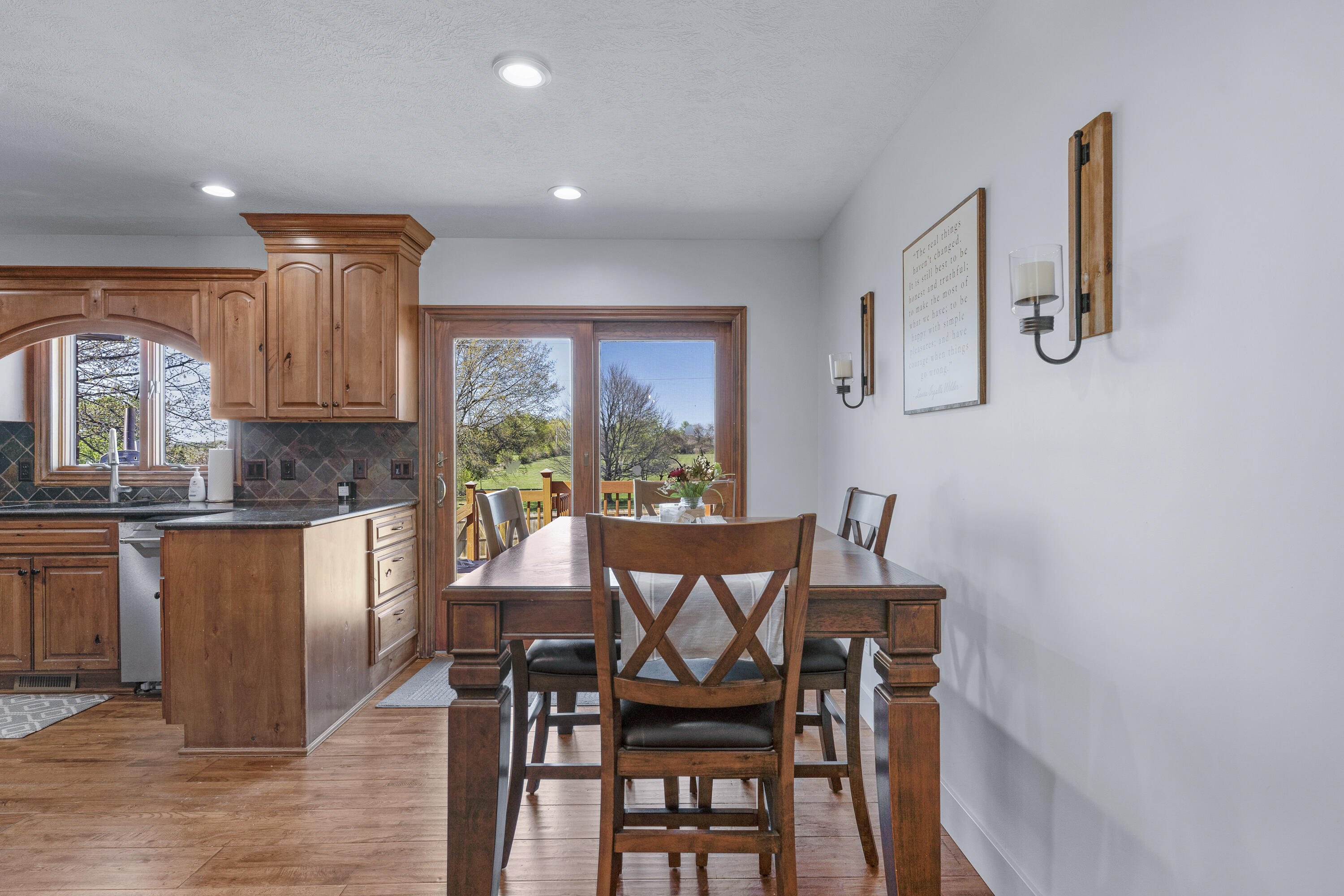 6249 West Farm Rd 94 Property Photo 16