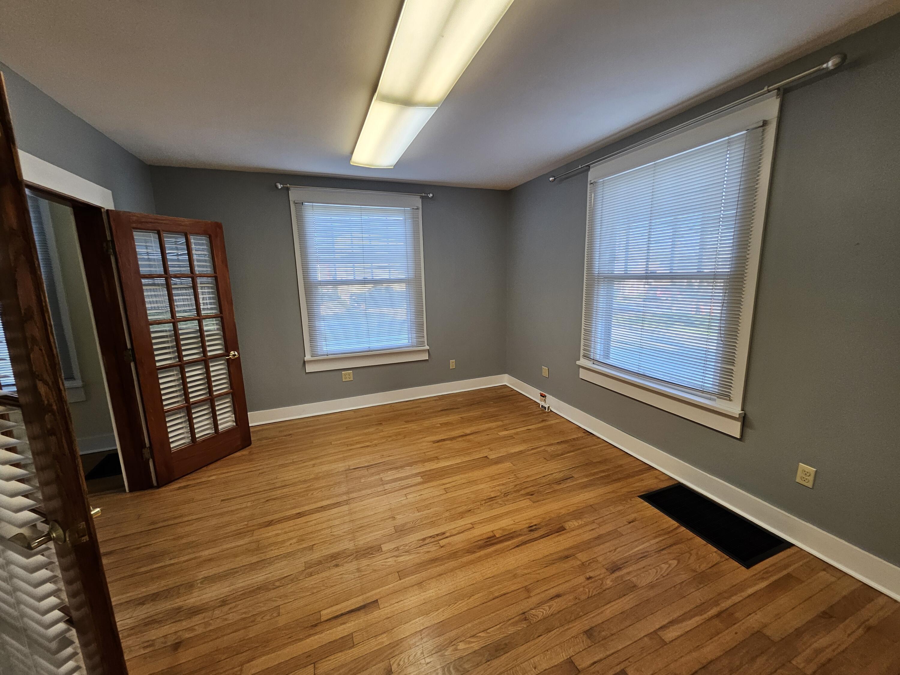 7 East Broadway Property Photo 6