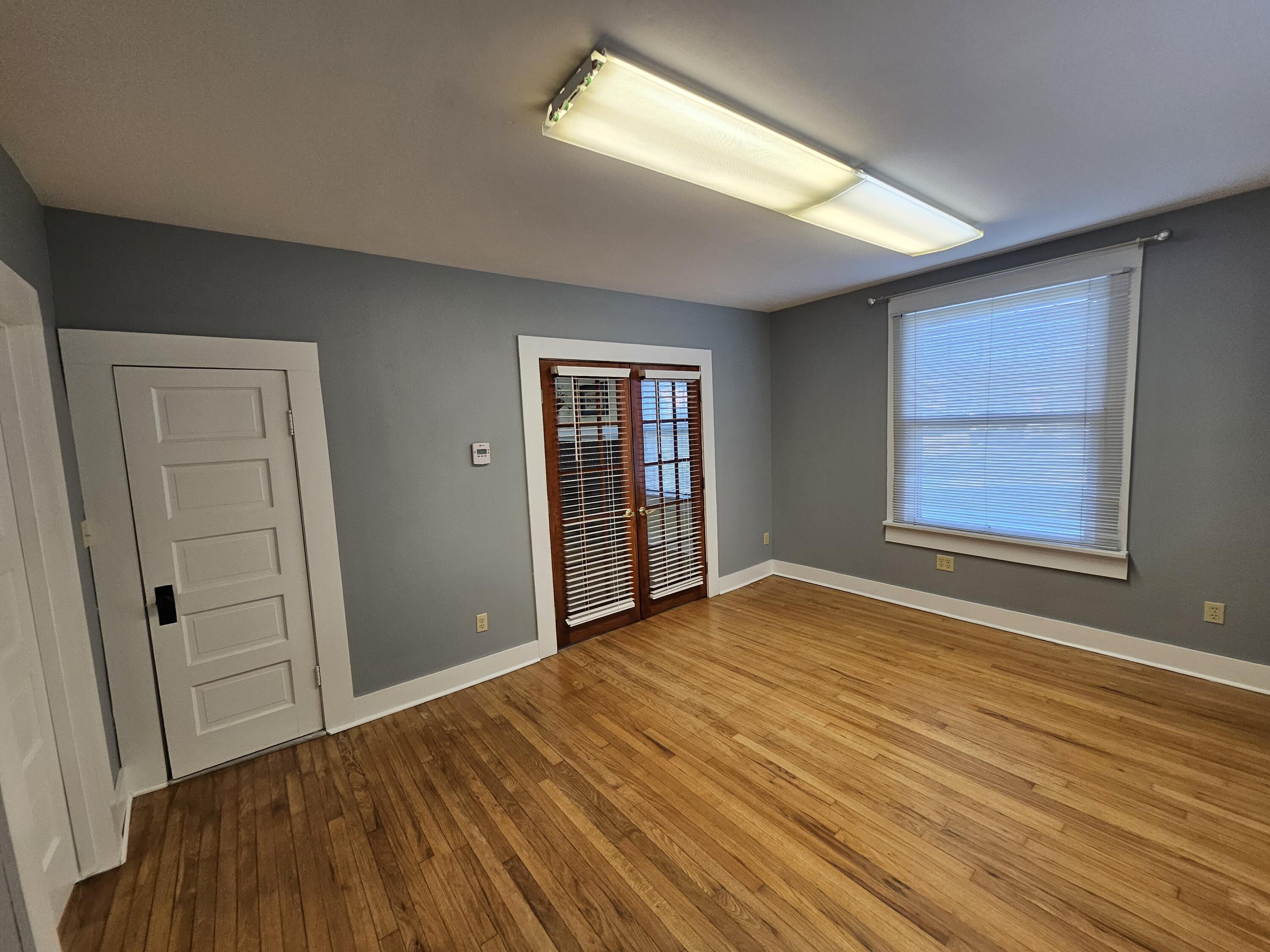 7 East Broadway Property Photo 8