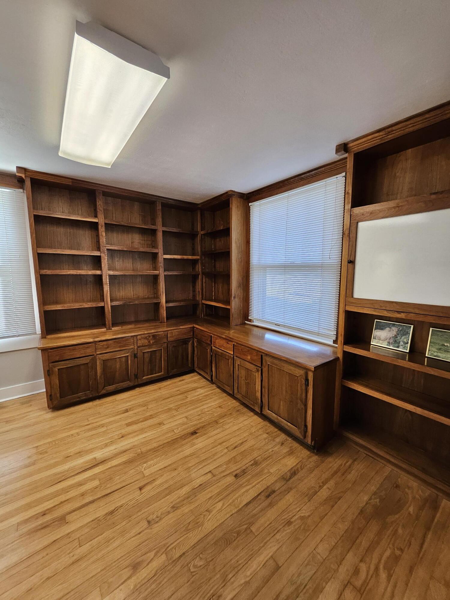 7 East Broadway Property Photo 14