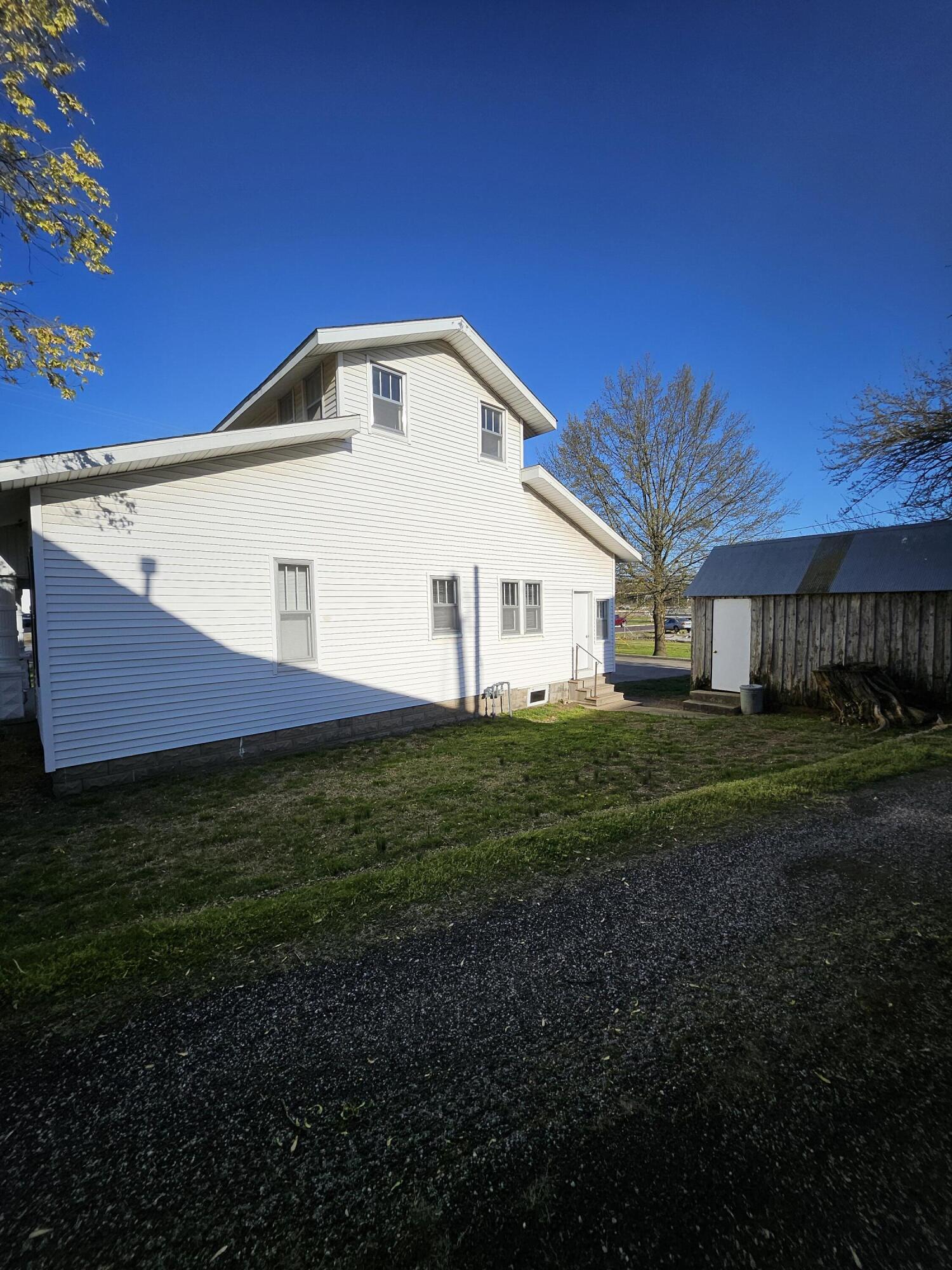7 East Broadway Property Photo 31