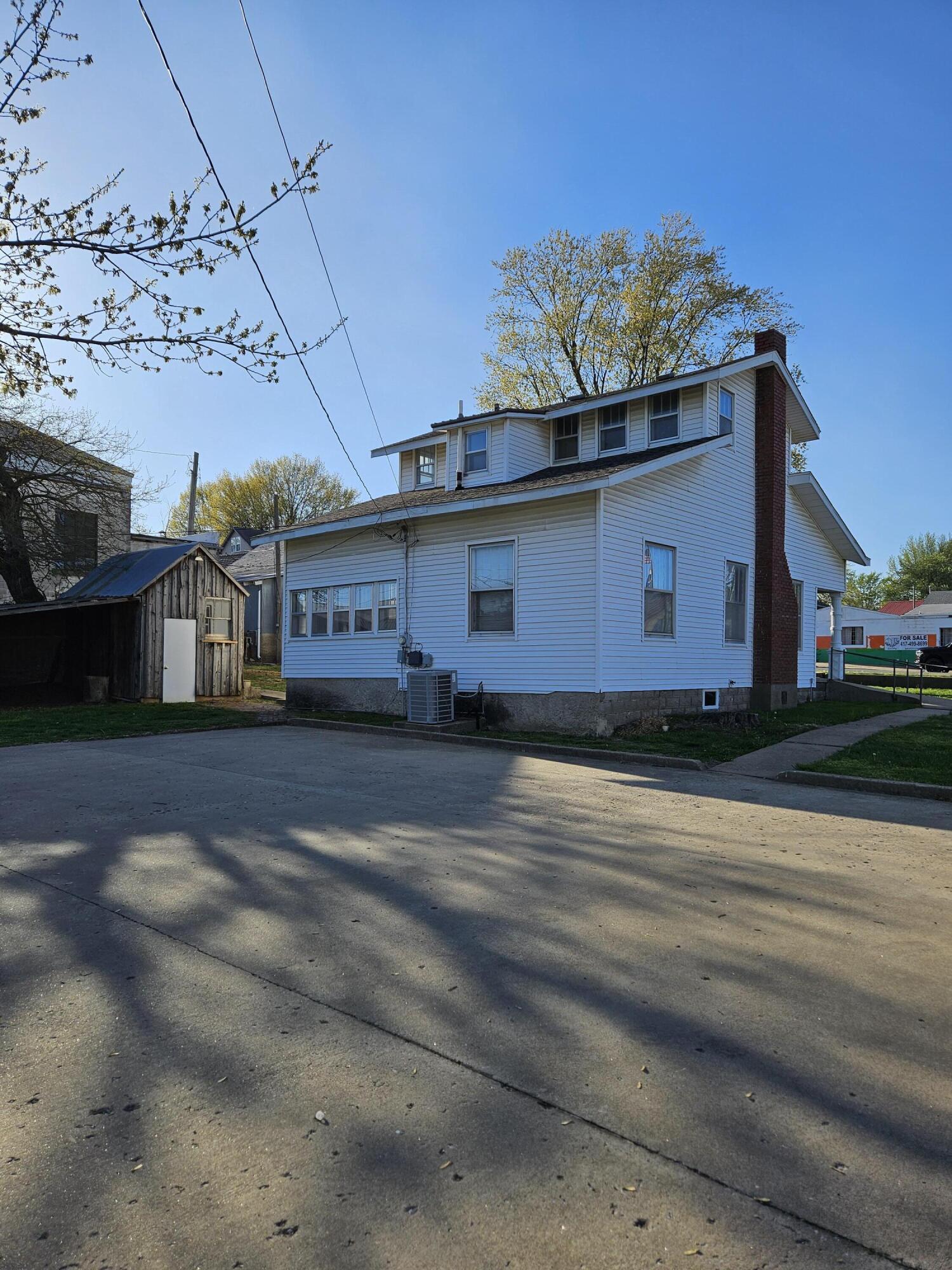 7 East Broadway Property Photo 34